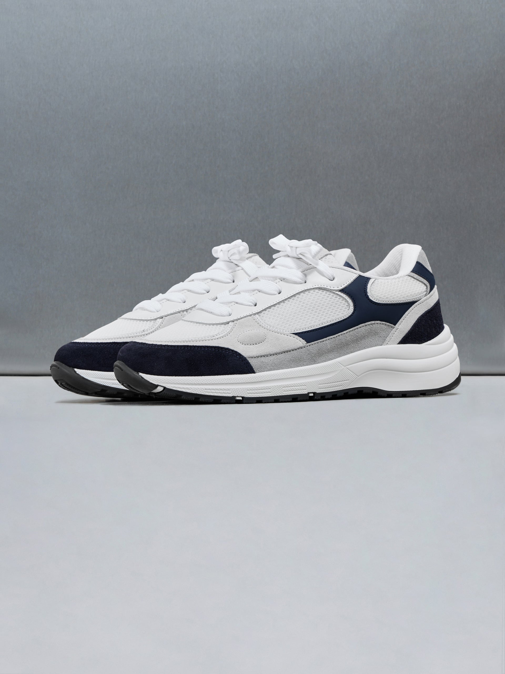 Apollo Runner in White Navy