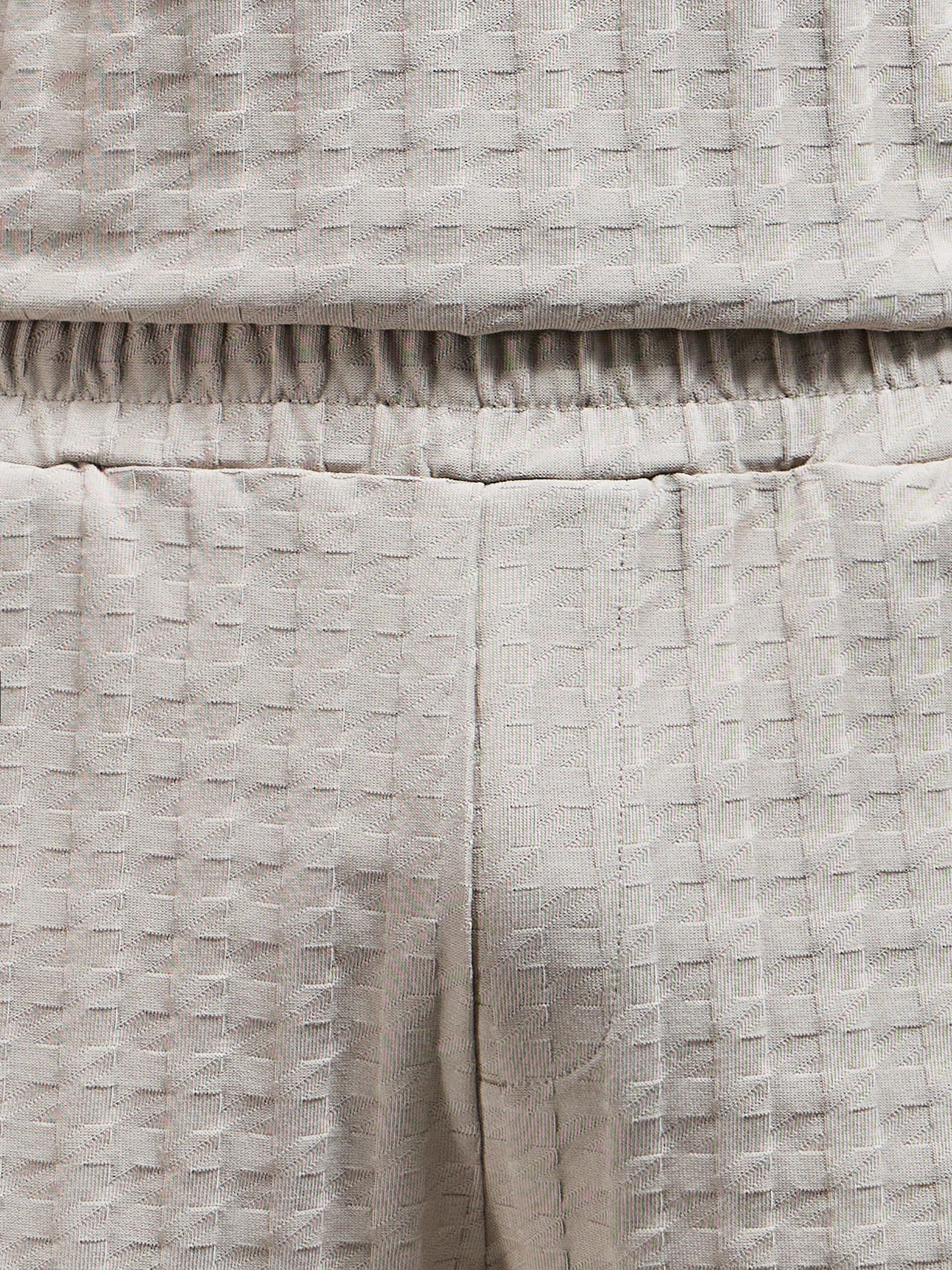 Arco Short in Stone