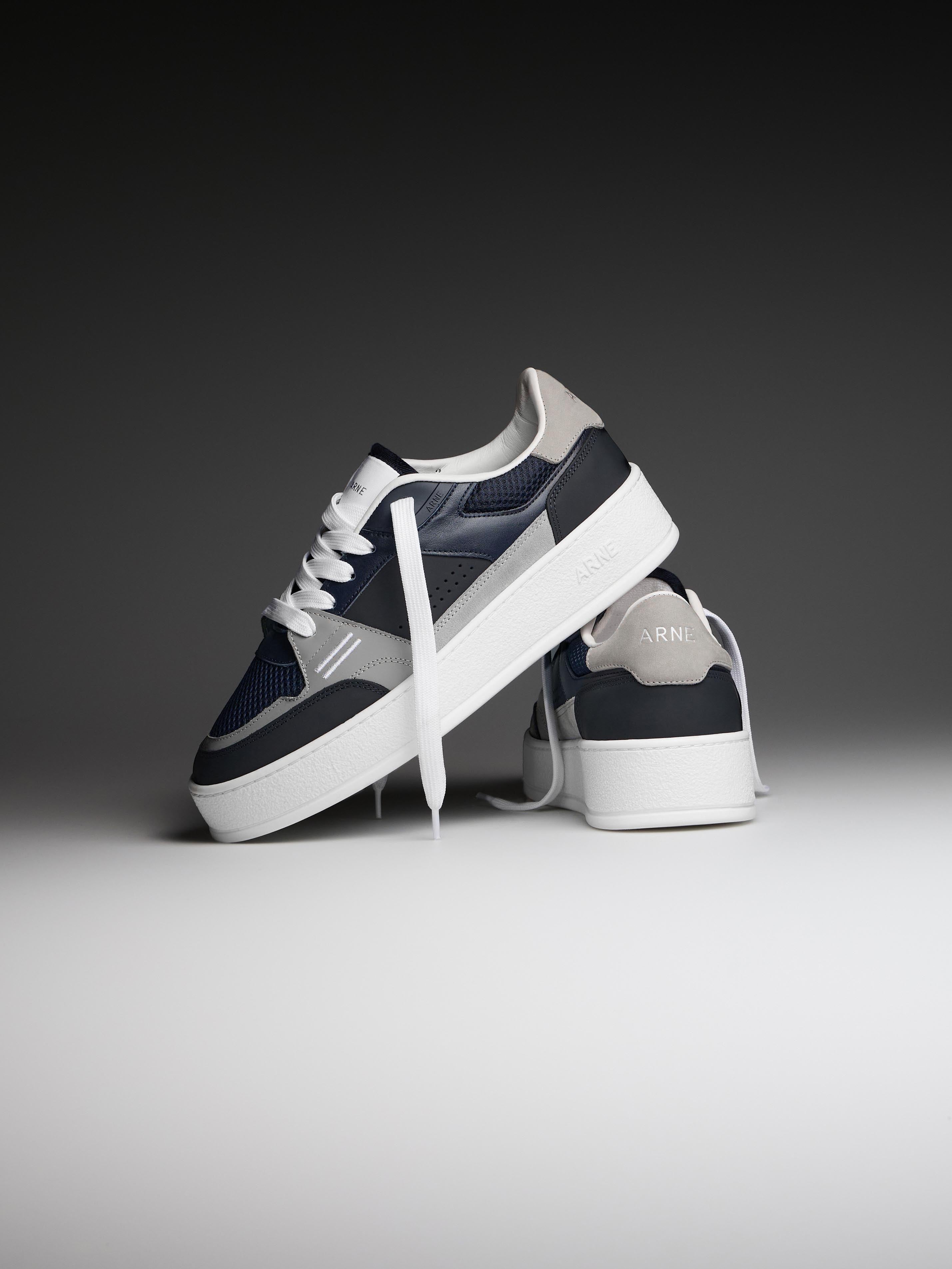 Arena Trainer 2.0 in Navy Grey