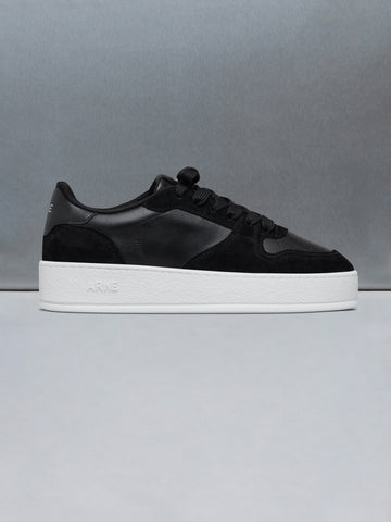 Arena Trainer in Black