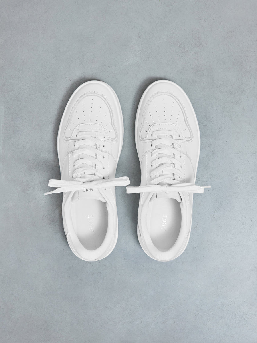 Arena Trainer in Triple White