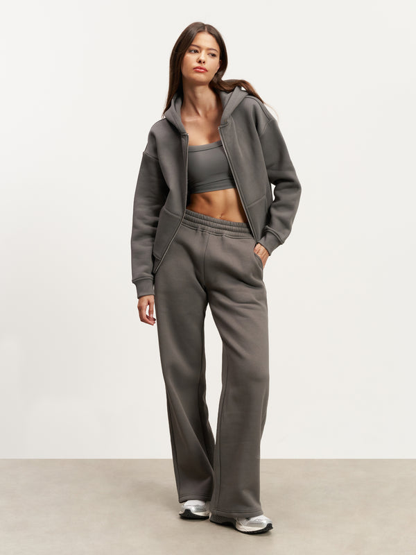 Womens Relaxed Straight Leg Jogger in Grey