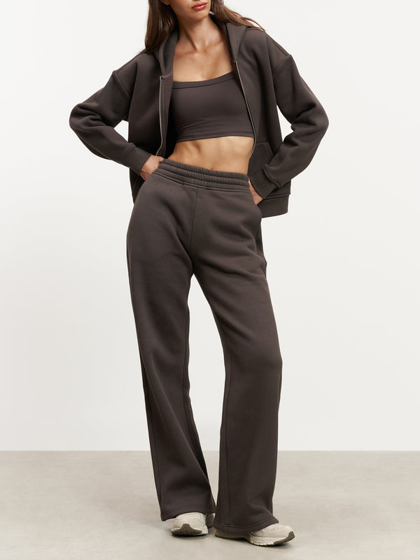 Womens Relaxed Straight Leg Jogger in Brown