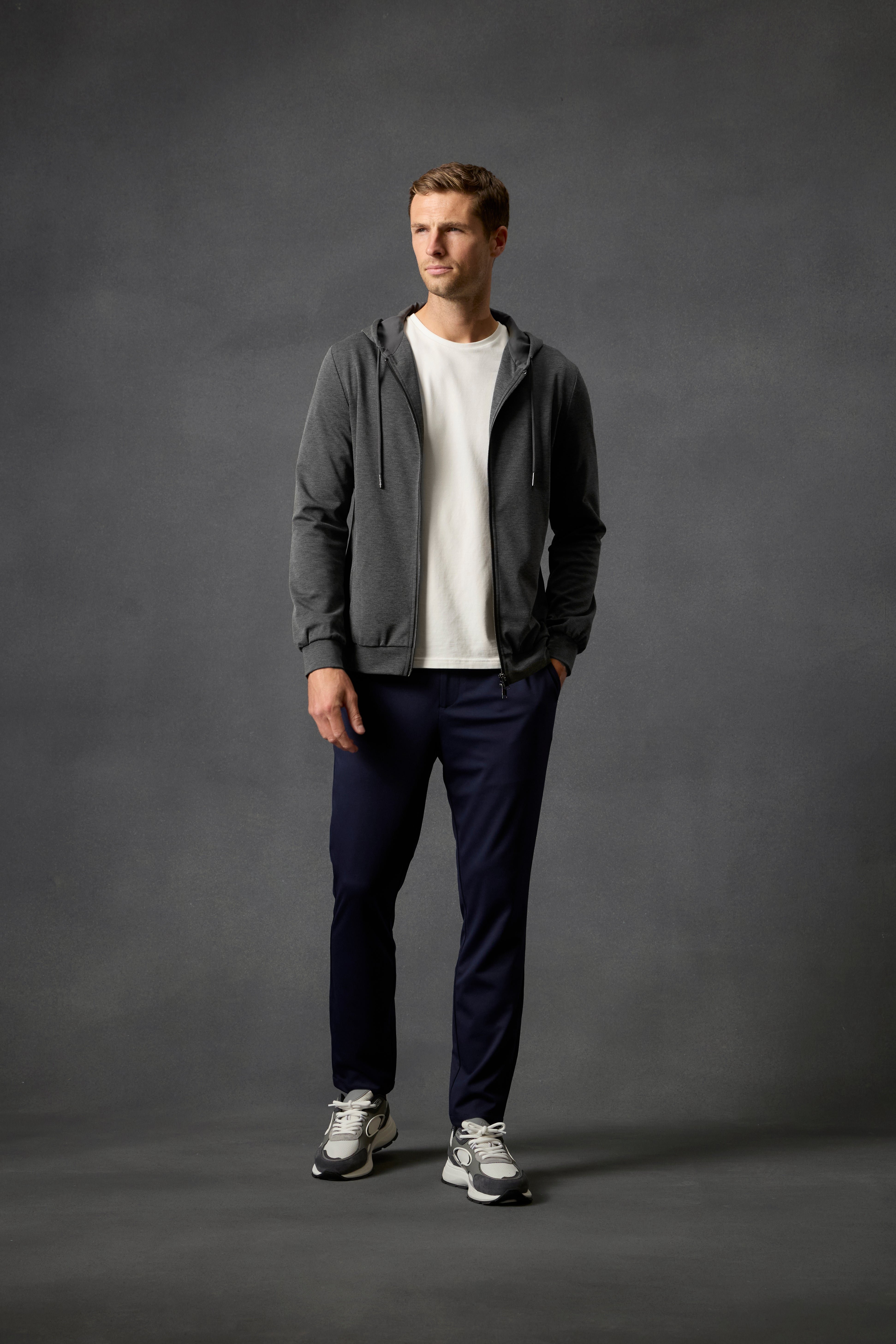 Athleisure Jacket in Dark Grey