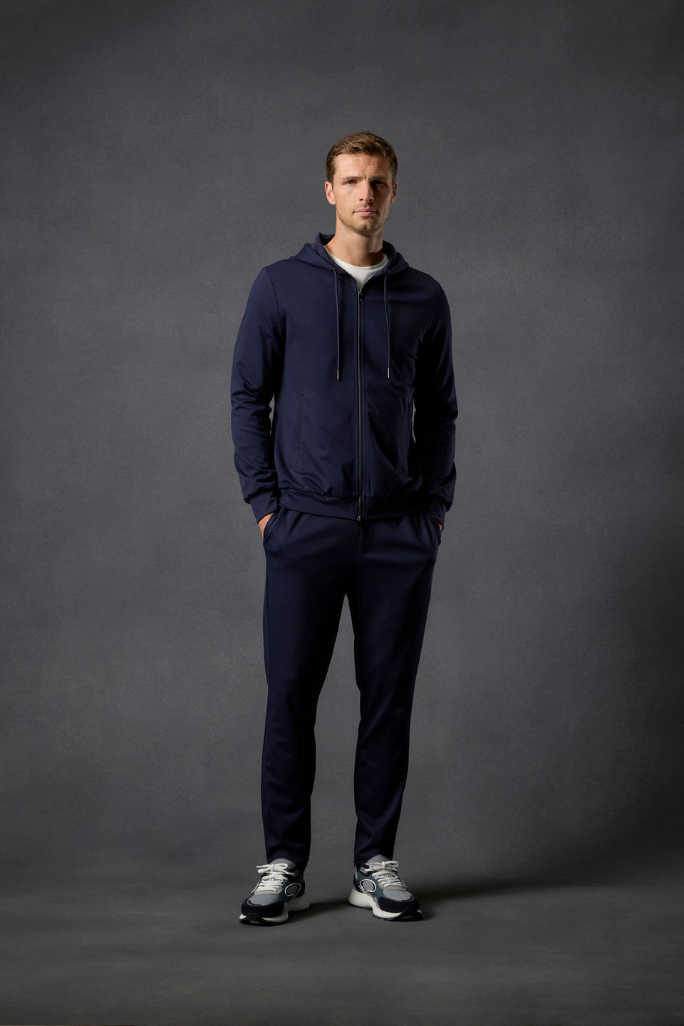 Athleisure Jogger in Navy