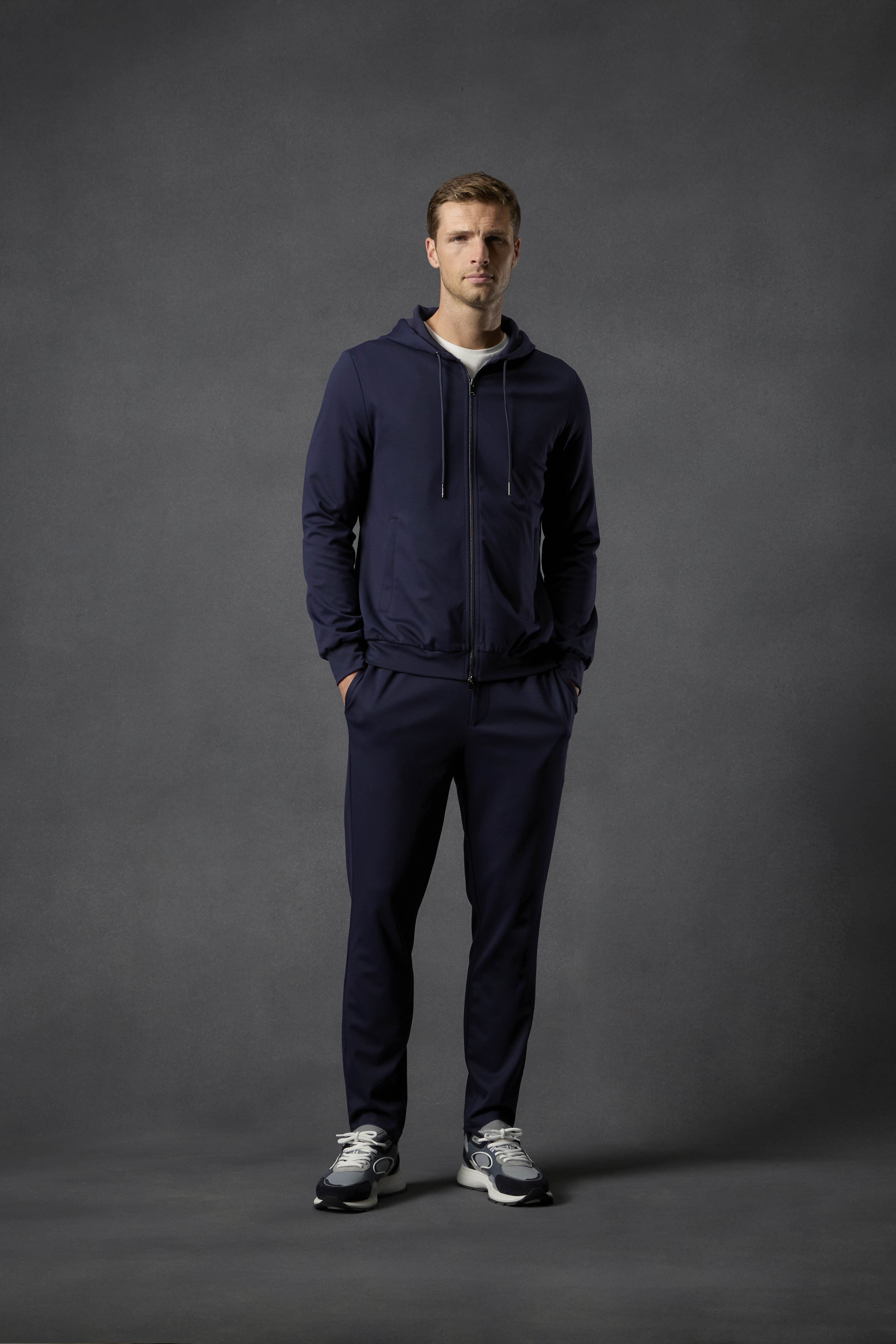 Athleisure Jacket in Navy