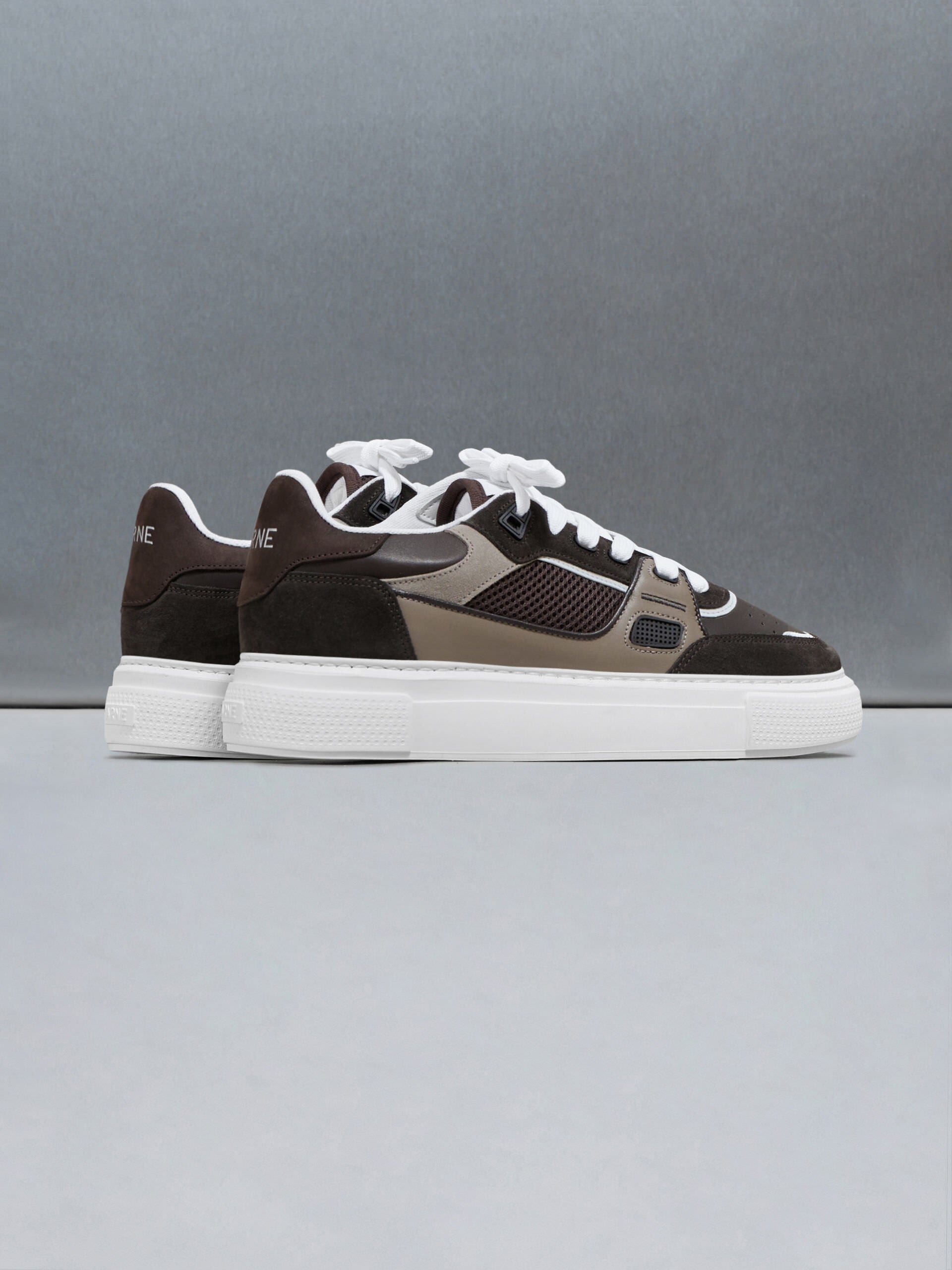 Atlas Trainer in Mocha