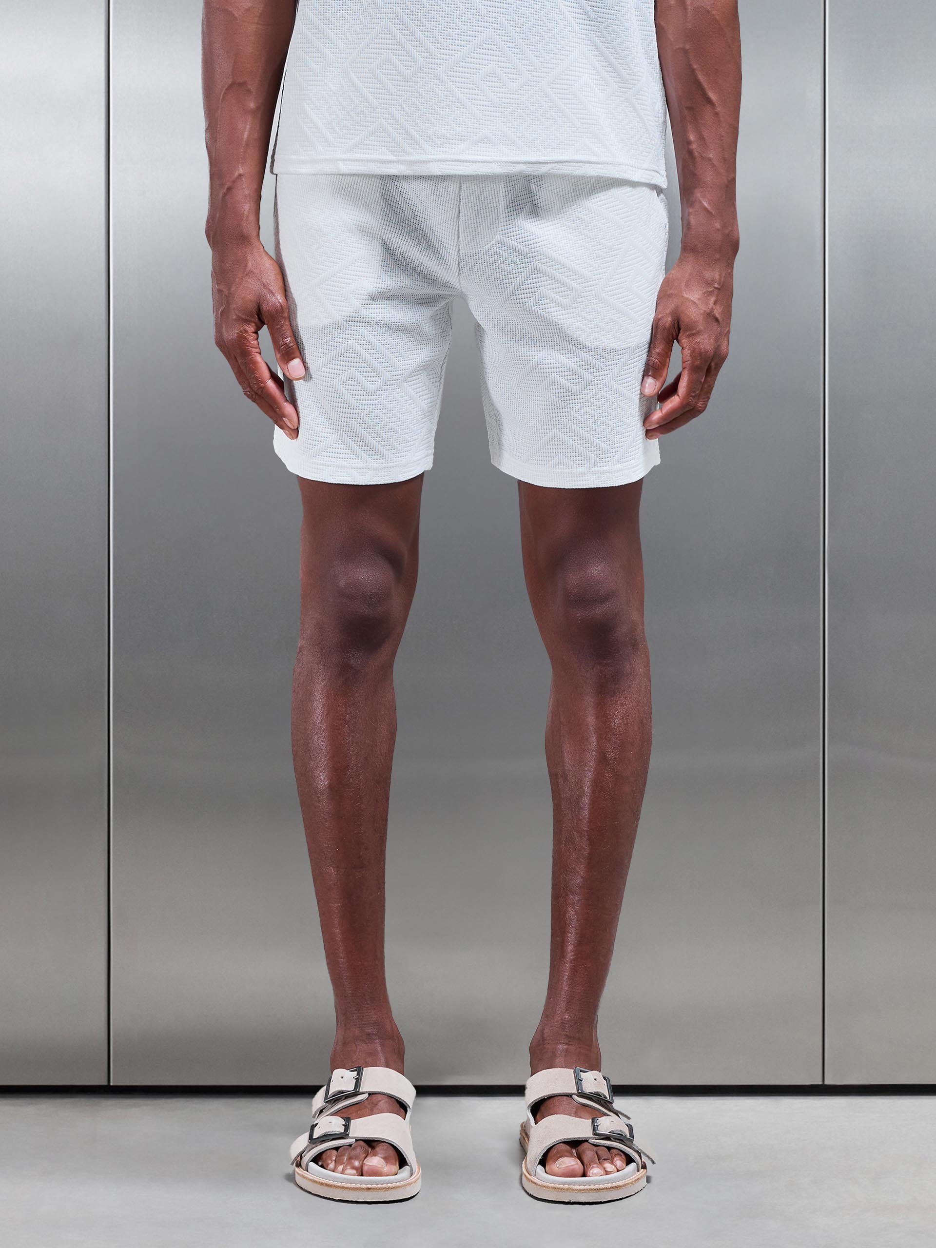 Aztec Short in White