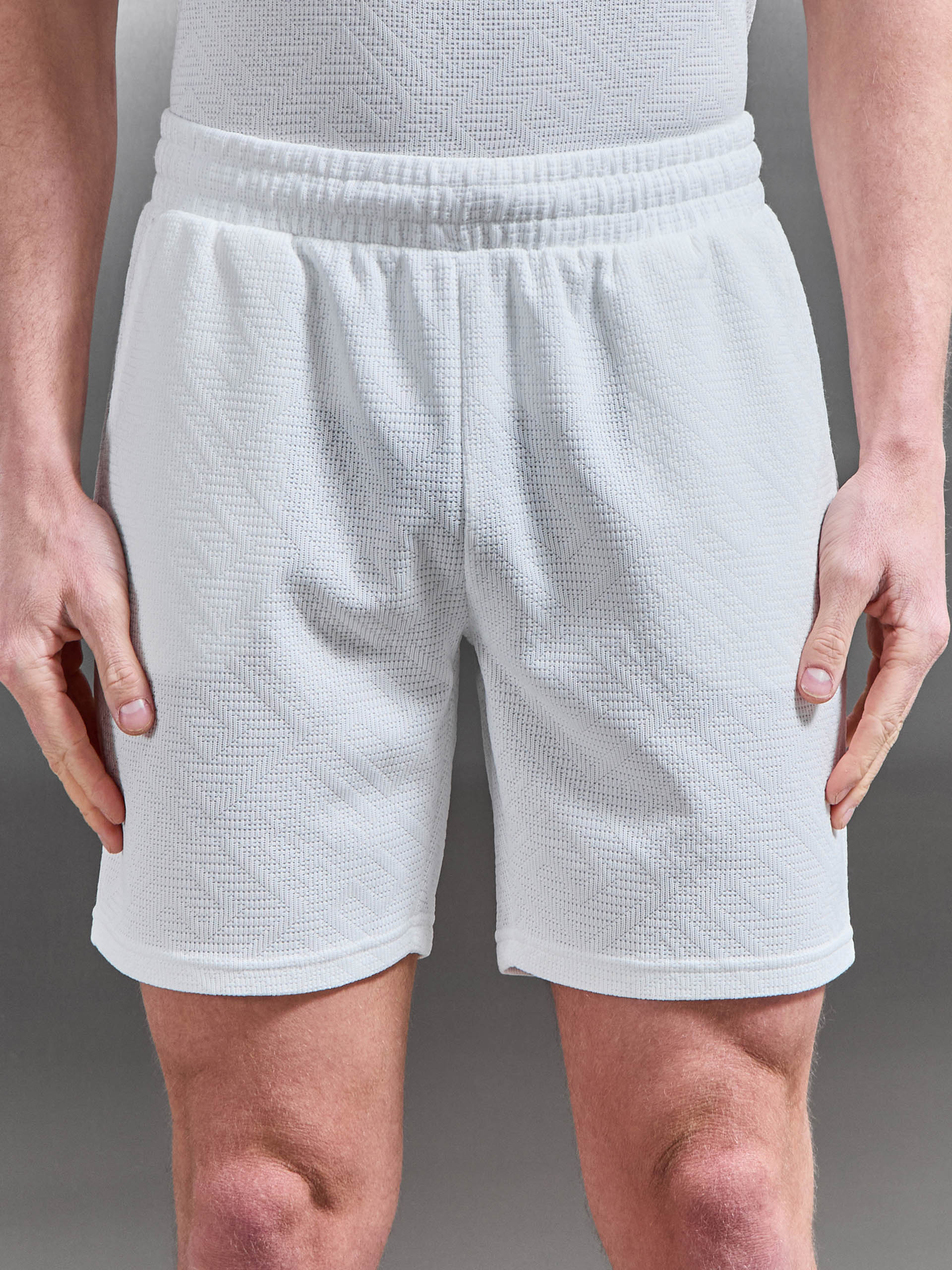 Aztec Short in White