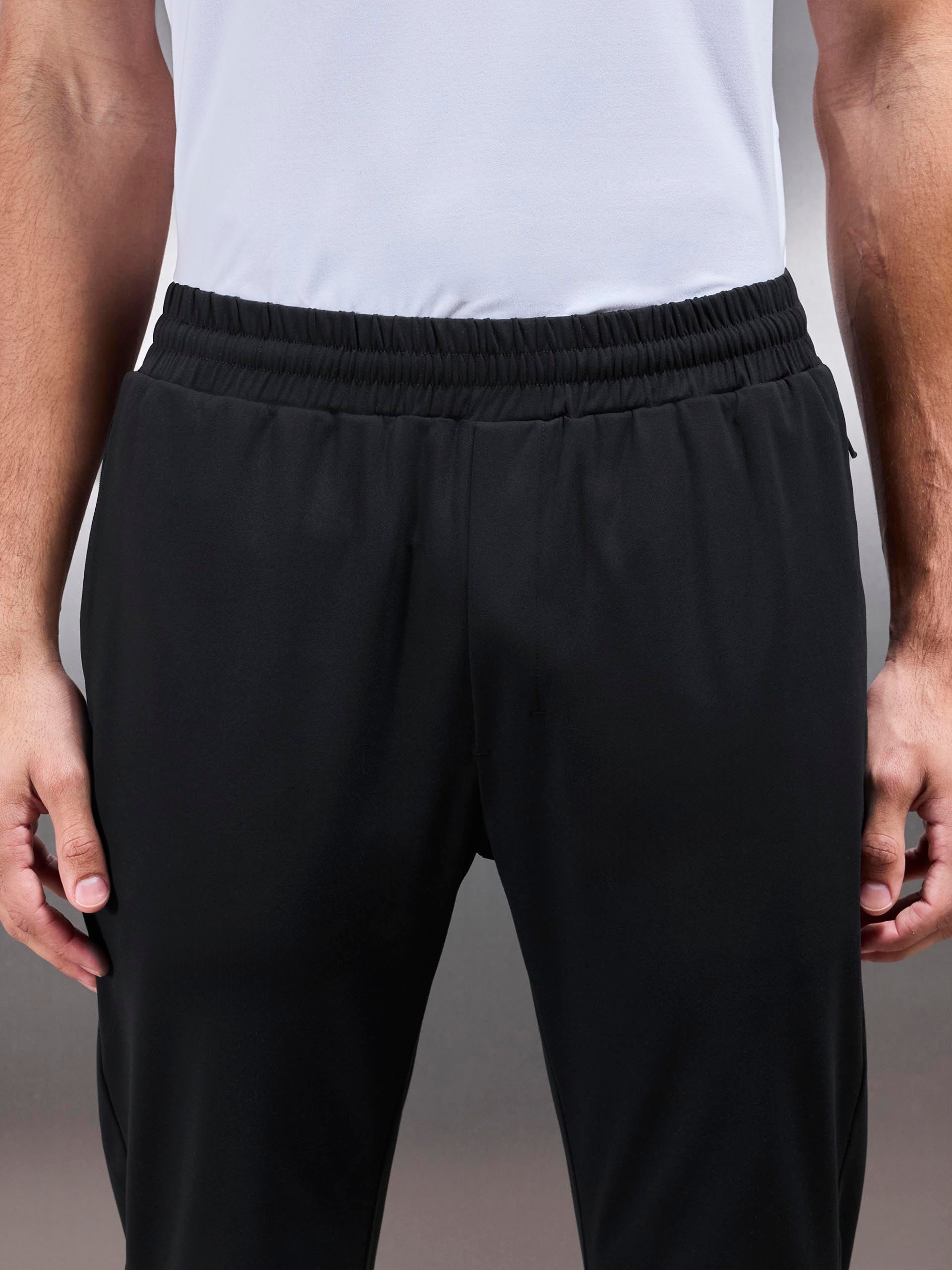 Active Jersey Jogger in Black