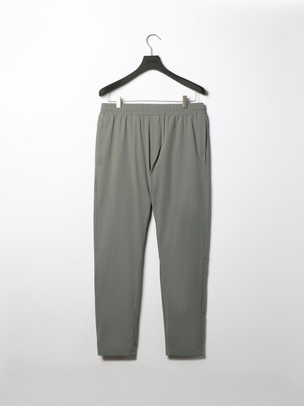 Active Technical Tapered Trackpant in Olive