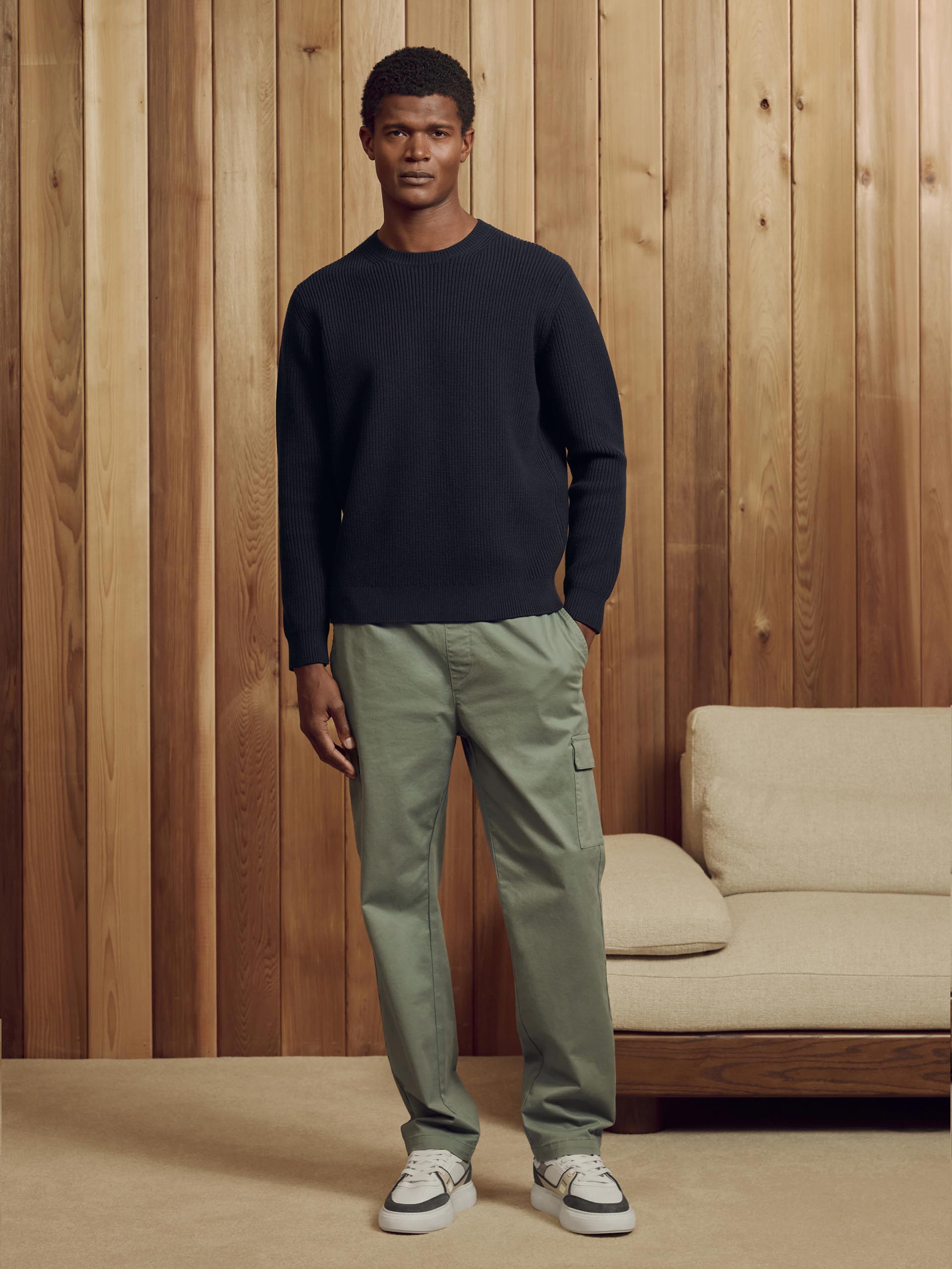 Chunky Ribbed Sweatshirt in Navy