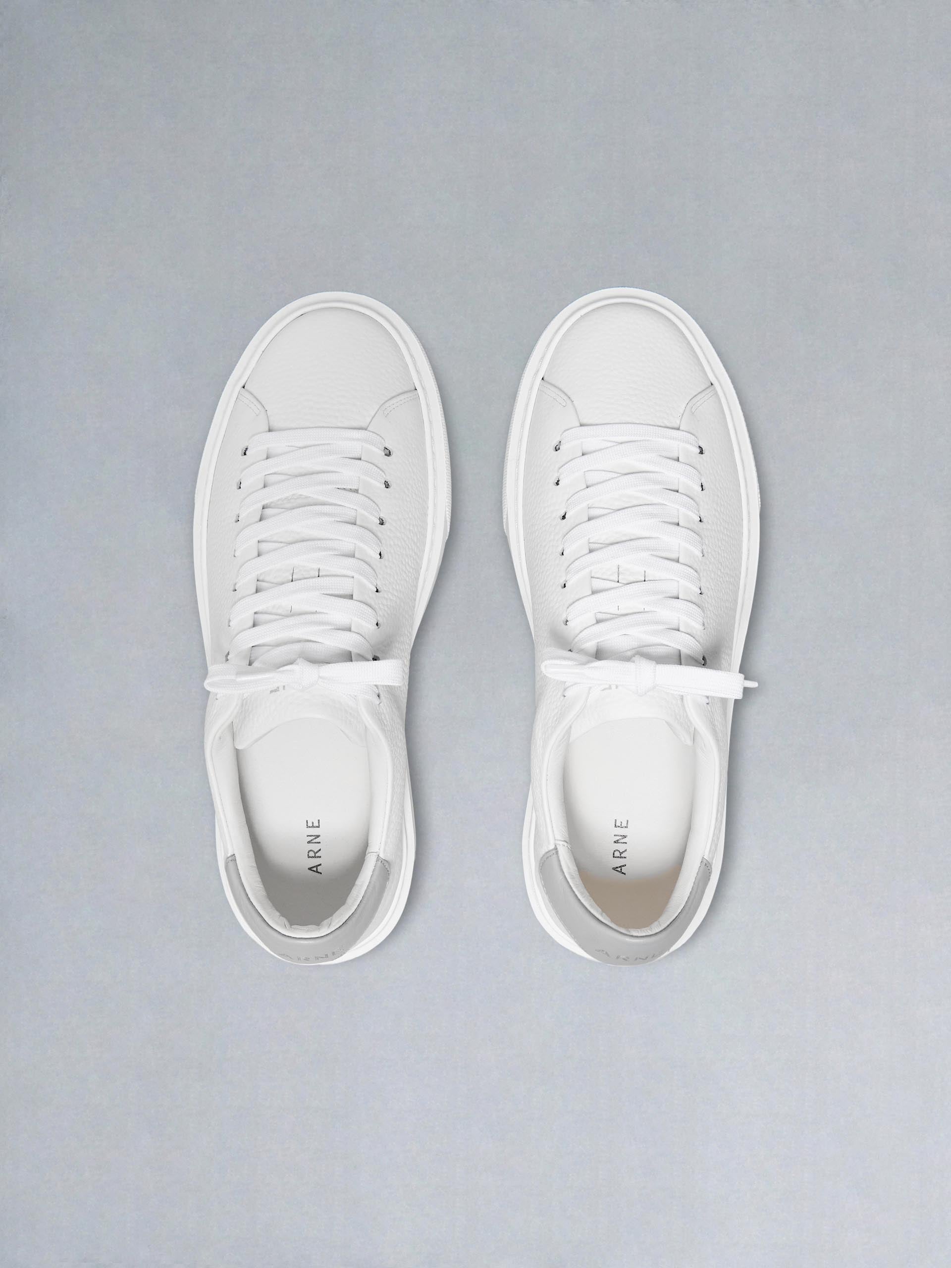 Basic Essential Leather Trainer in White Grey