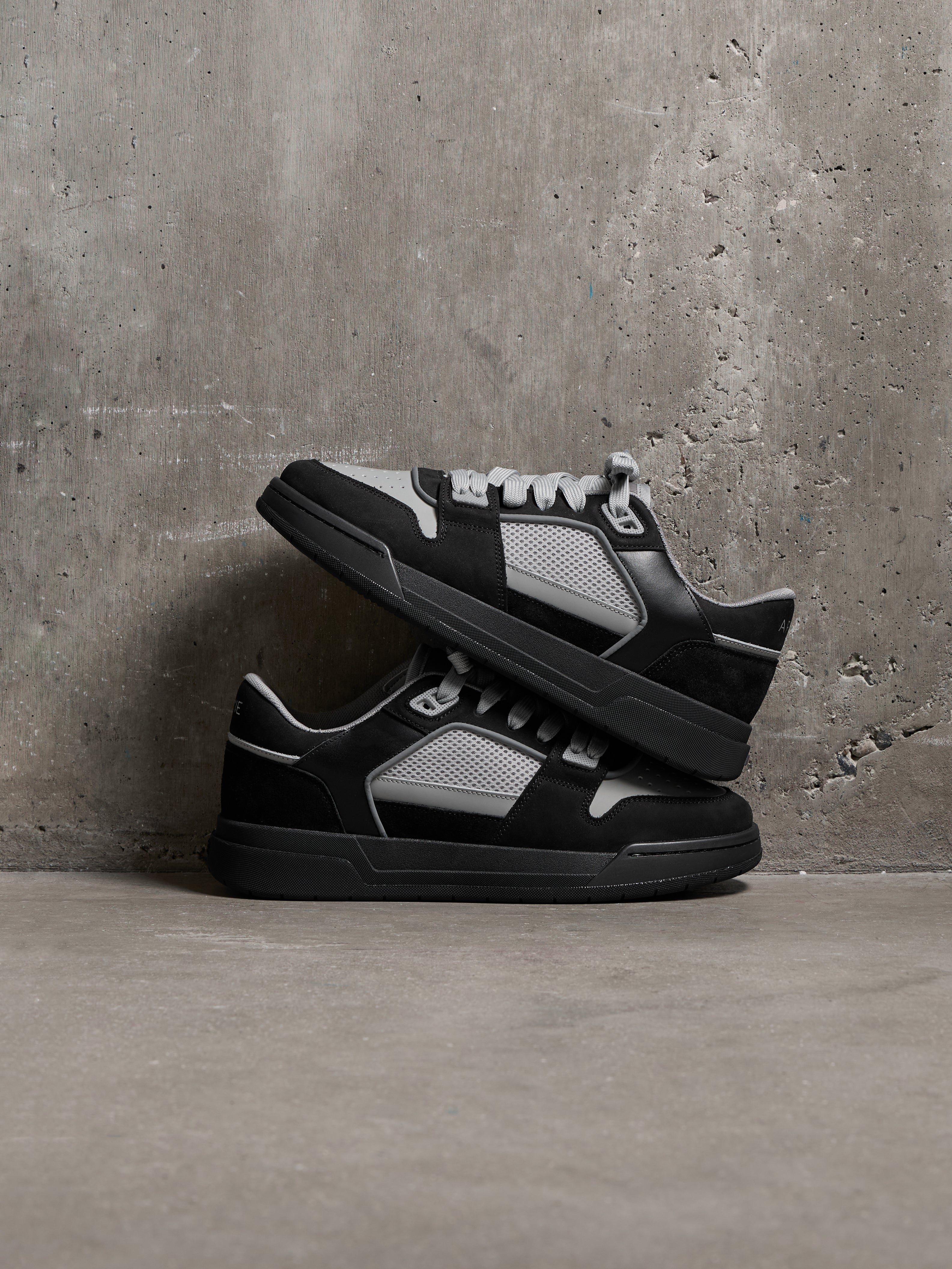 Basket Trainer in Grey Black 2.0