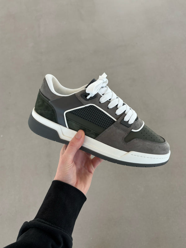 Basket Trainer in Forest Grey