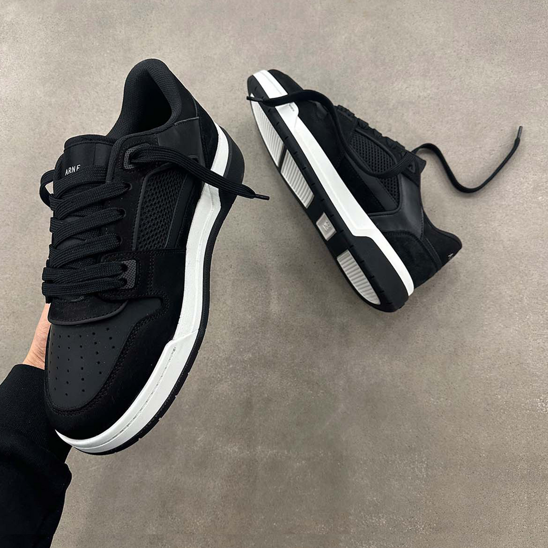 Basket Trainer in Black