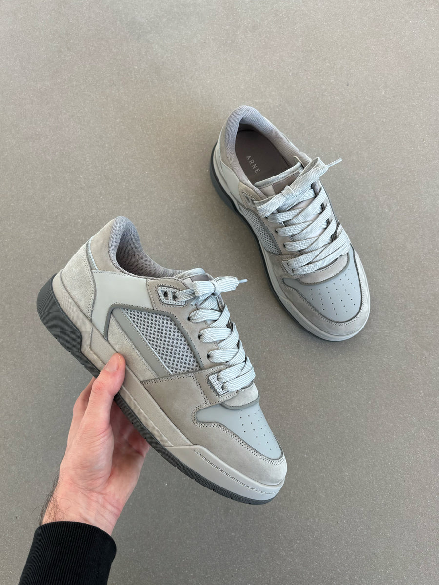 Basket Trainer in Triple Grey