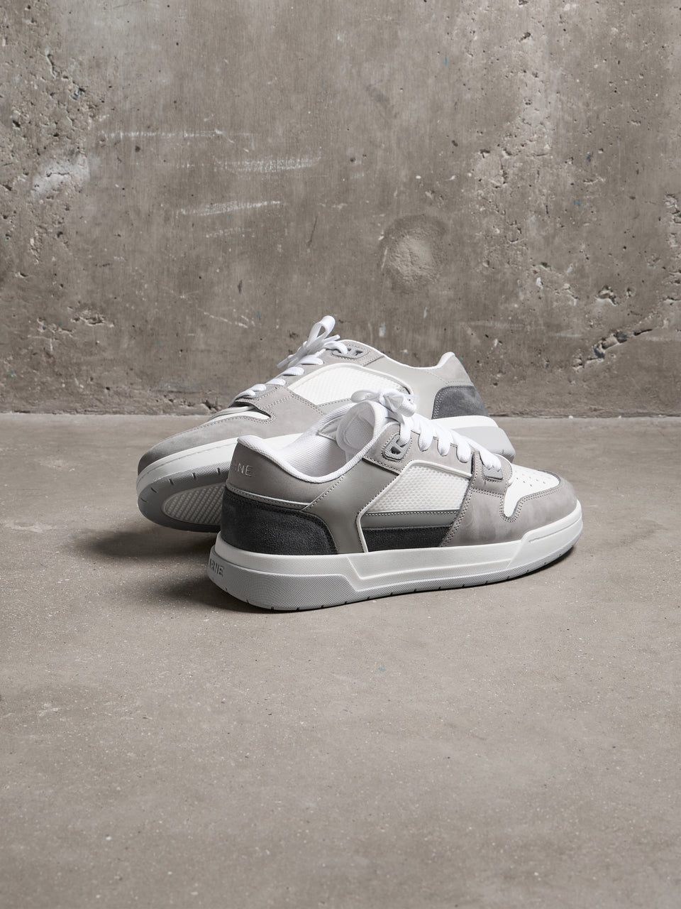 Basket Trainer in White Stone