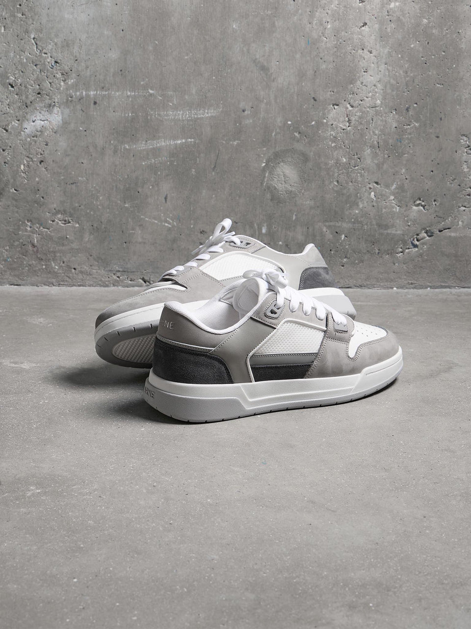 Basket Trainer in White Stone
