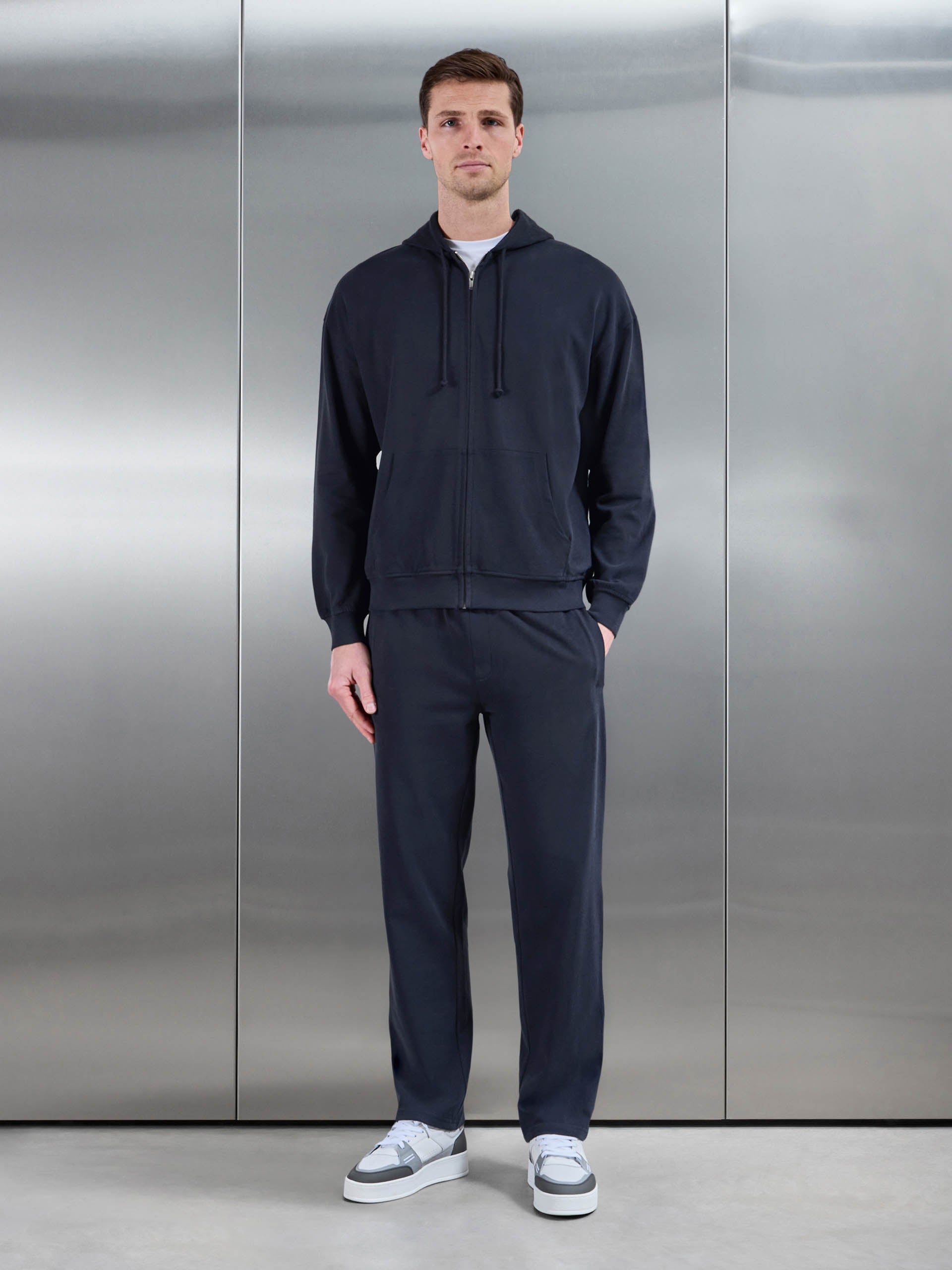 Brushed Straight Leg Jogger in Navy