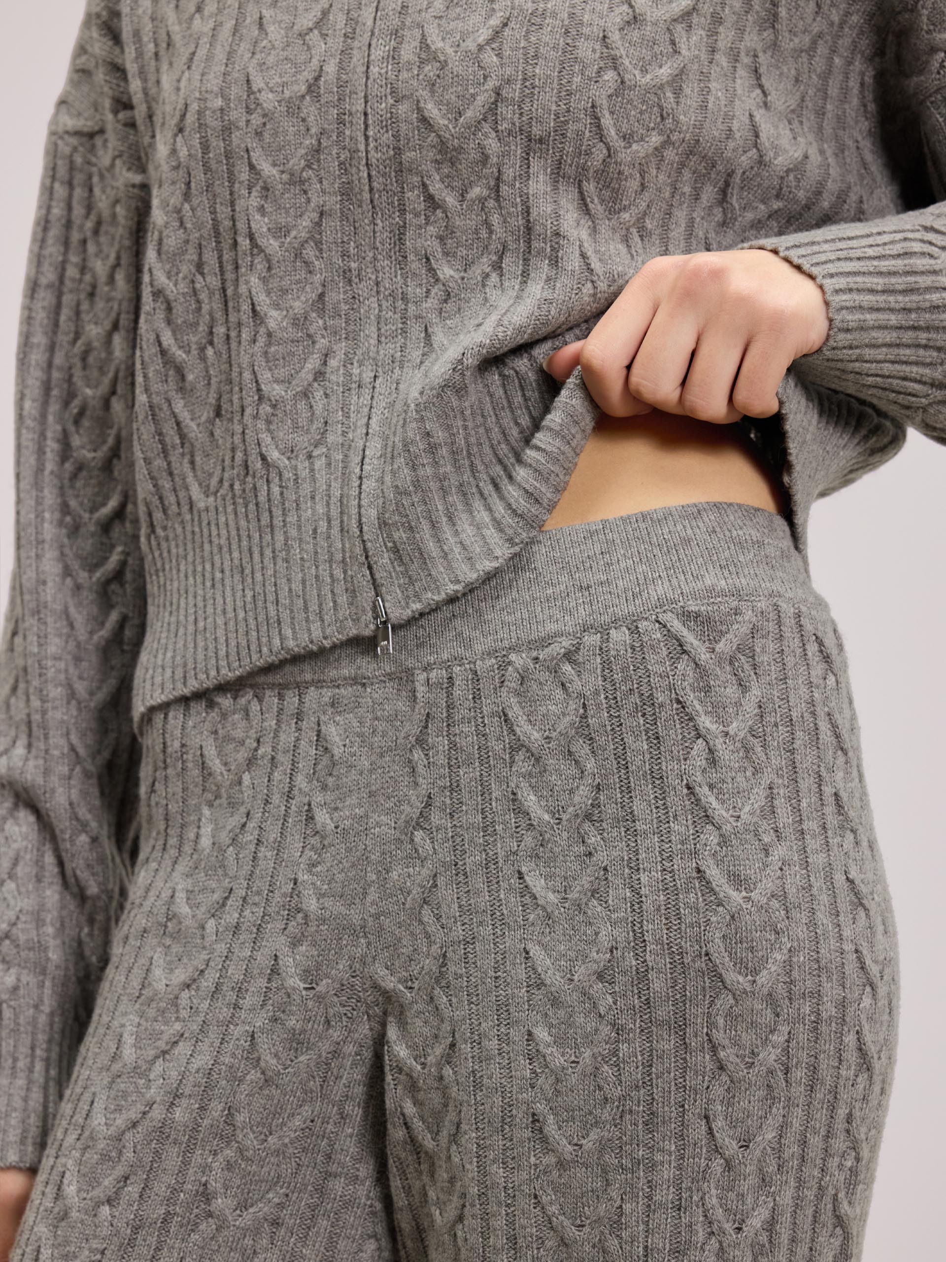 Womens Cable Knit Trouser in Charcoal Marl