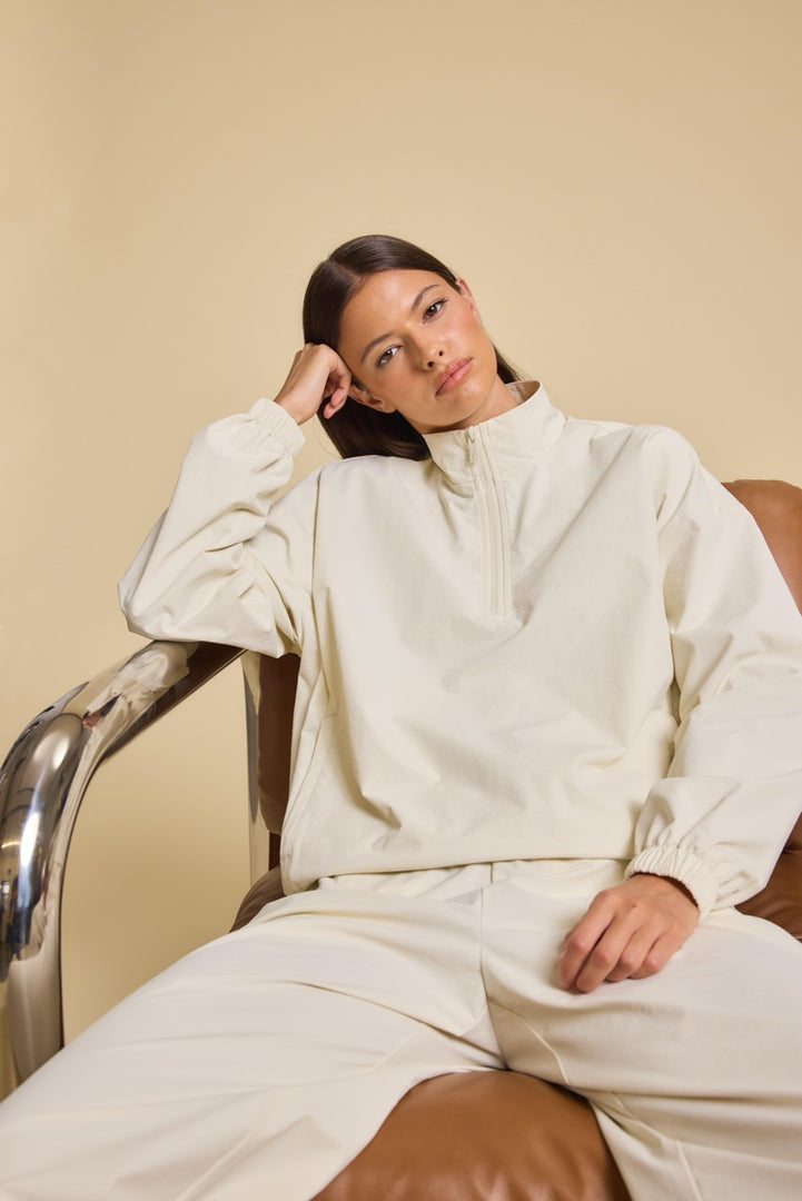 Womens Nylon 1/4 Zip in Ecru