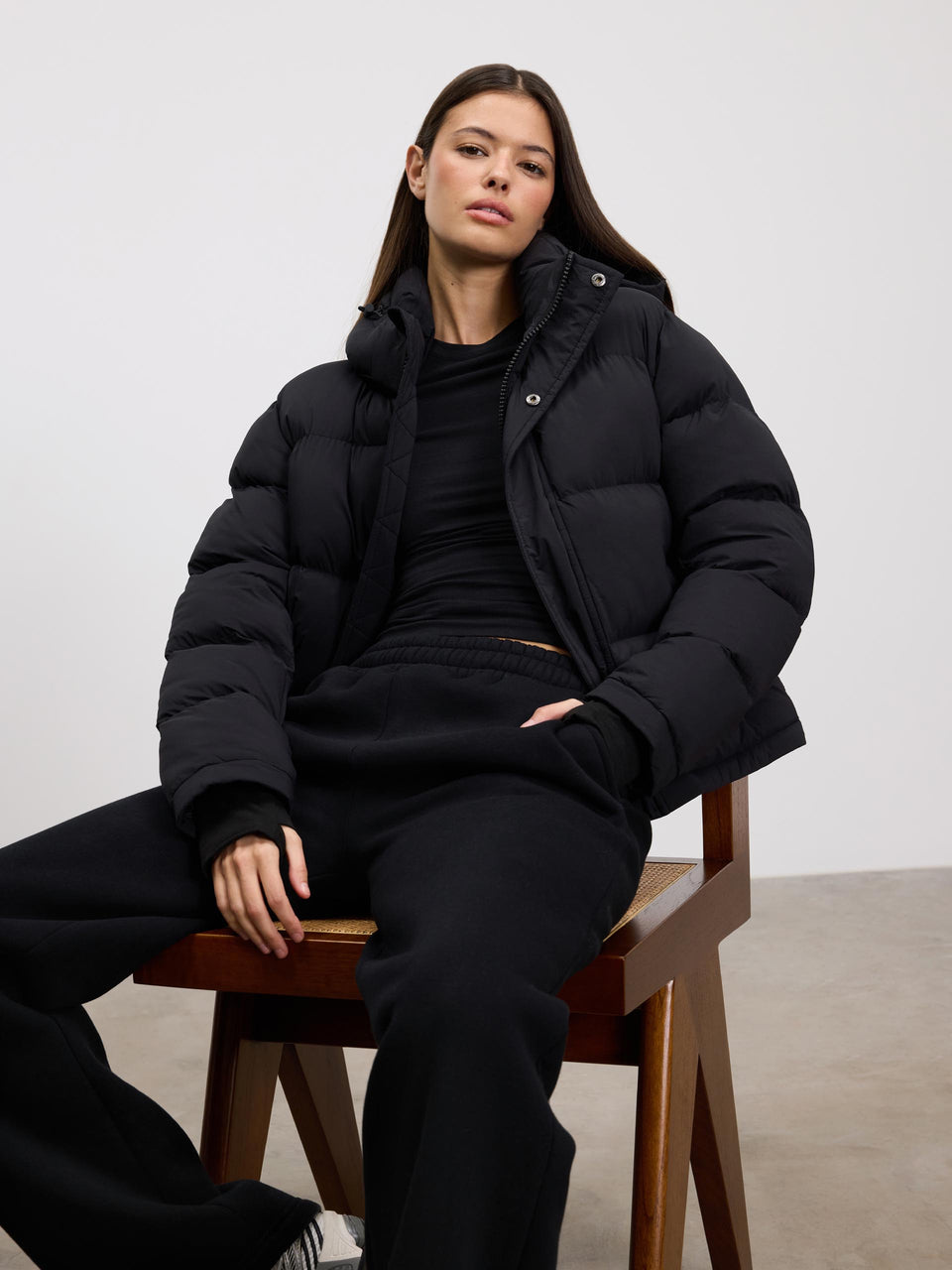 Womens Short Length Puffer Jacket in Black