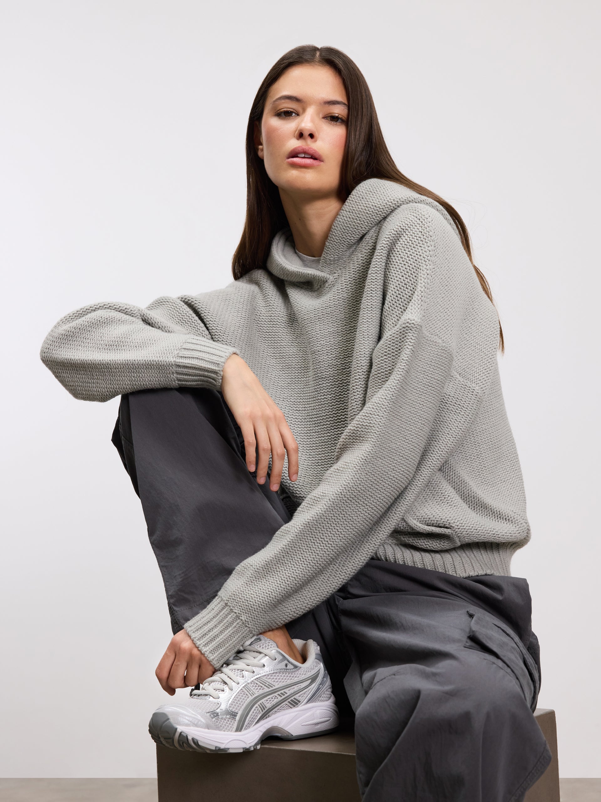 Womens Knitted Hoodie in Mid Grey