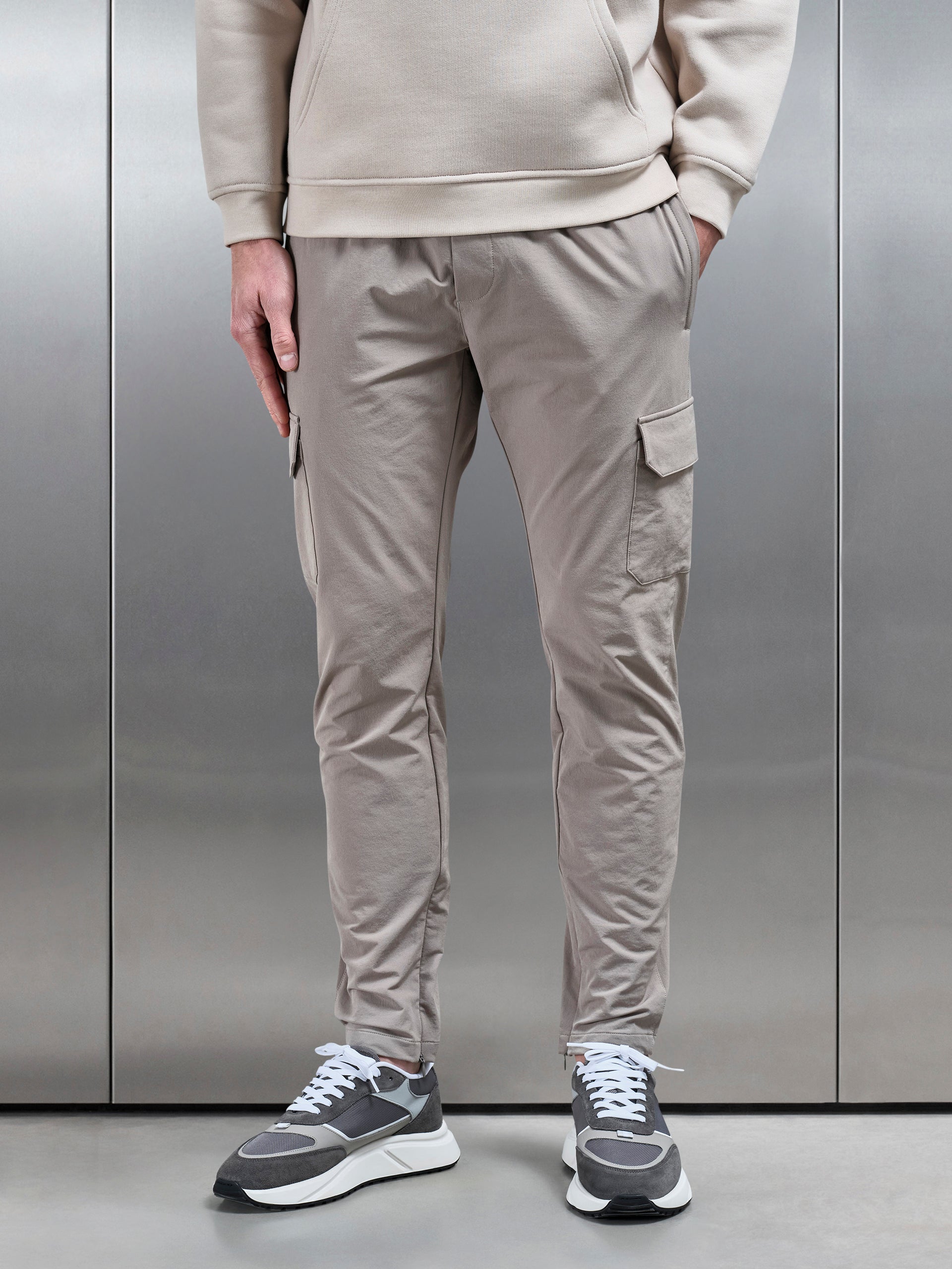 Cargo Pant in Taupe