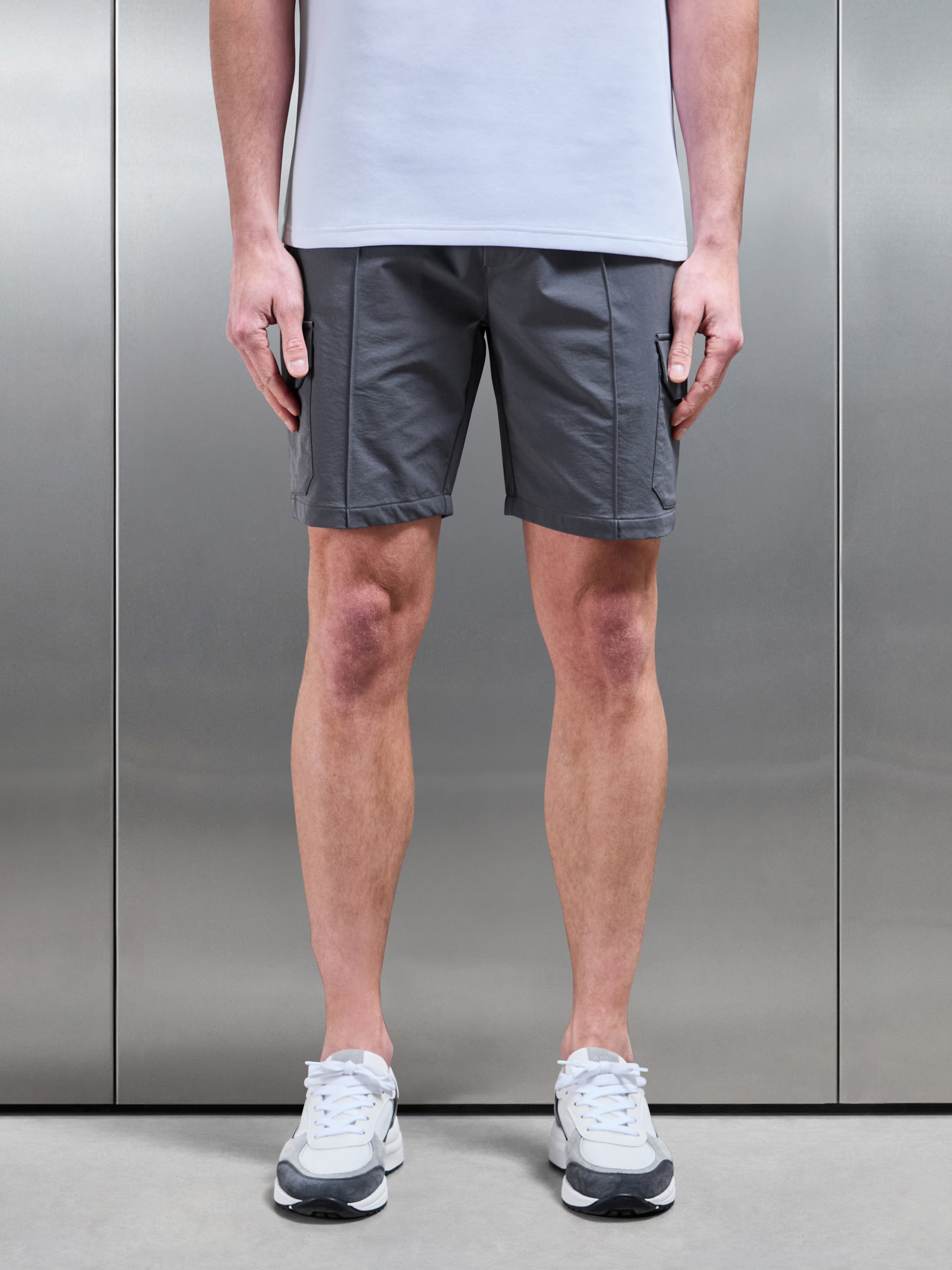 Cargo Short in Grey