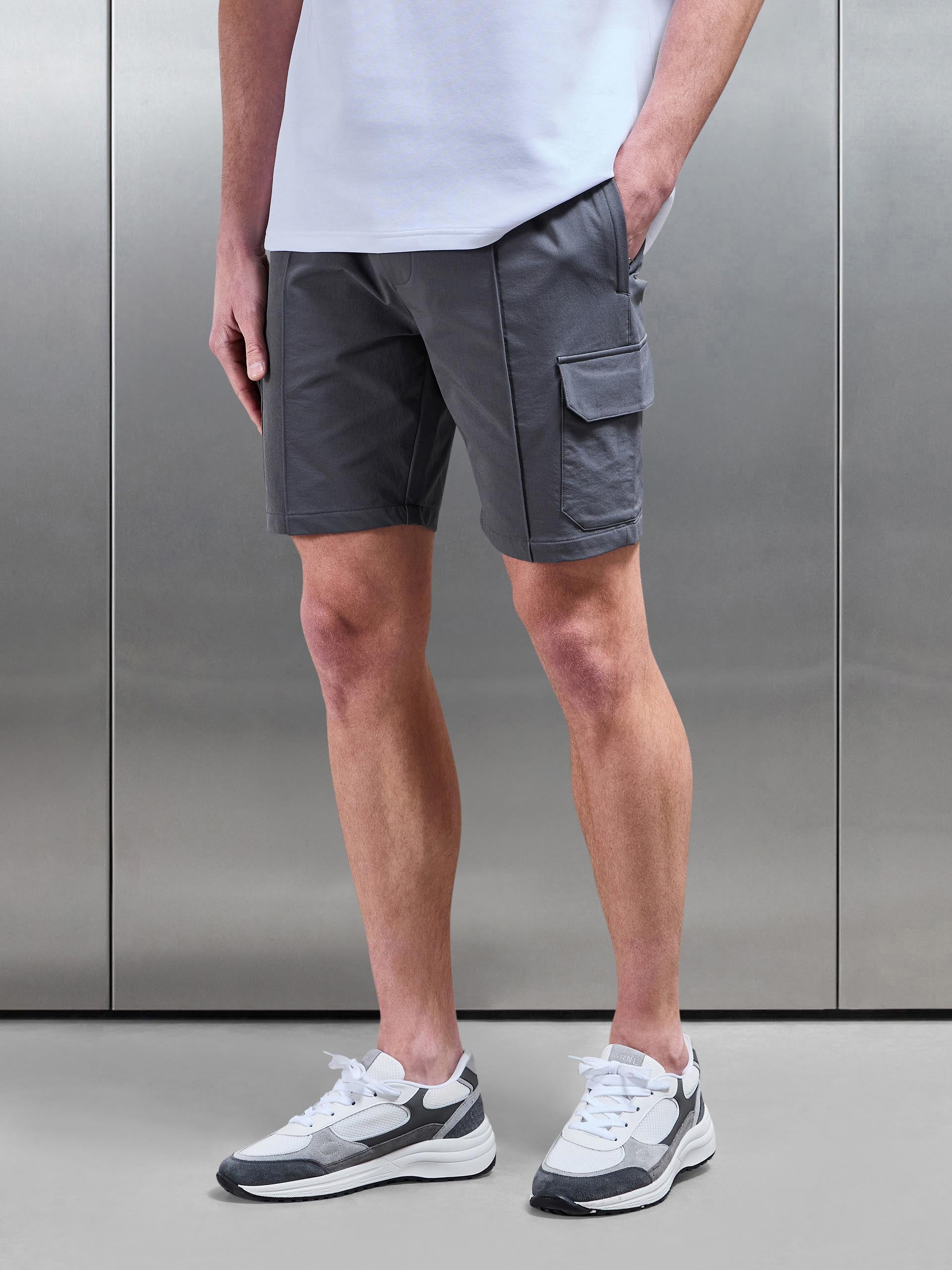 Cargo Short in Grey