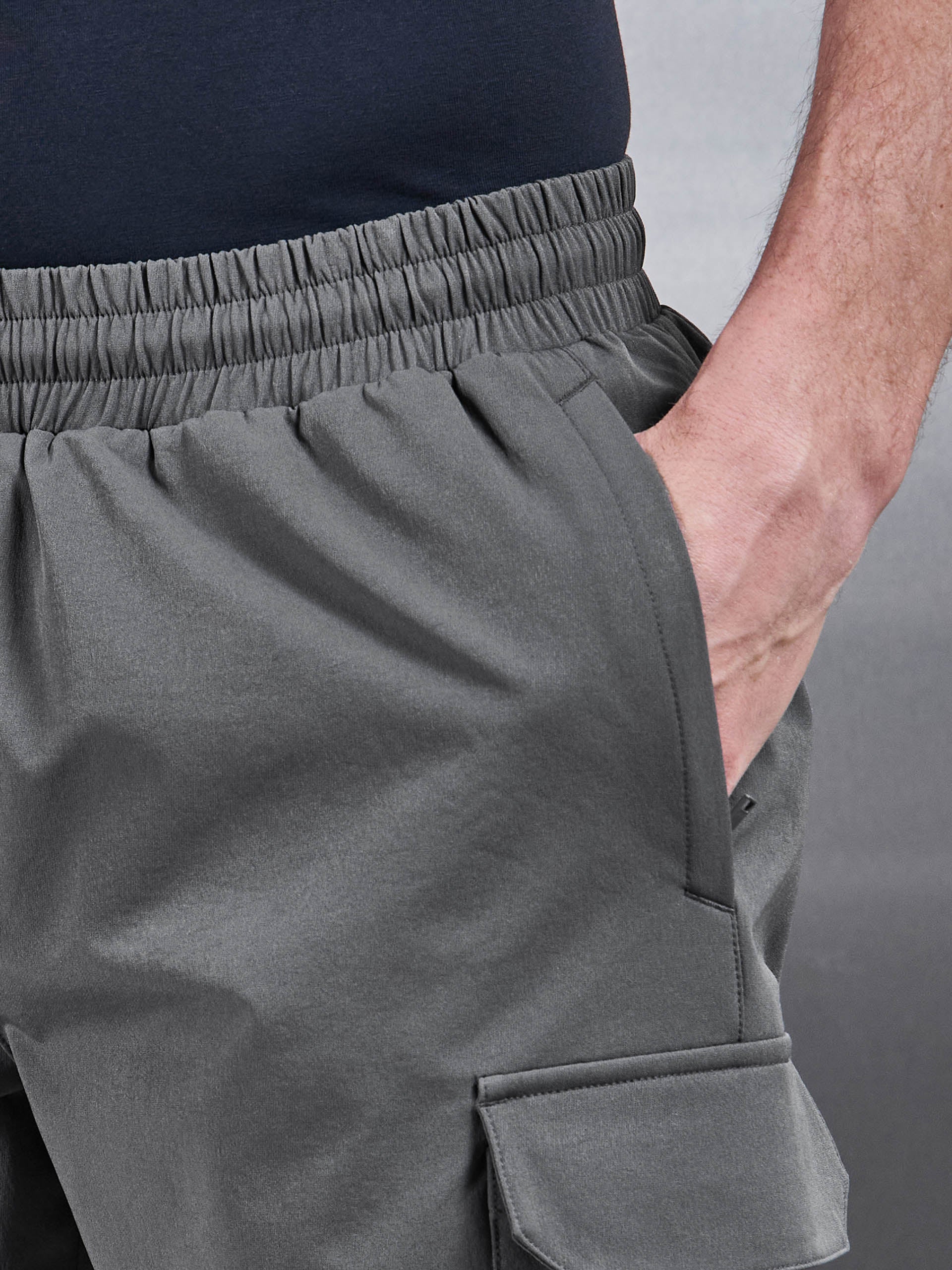 Cargo Short in Grey