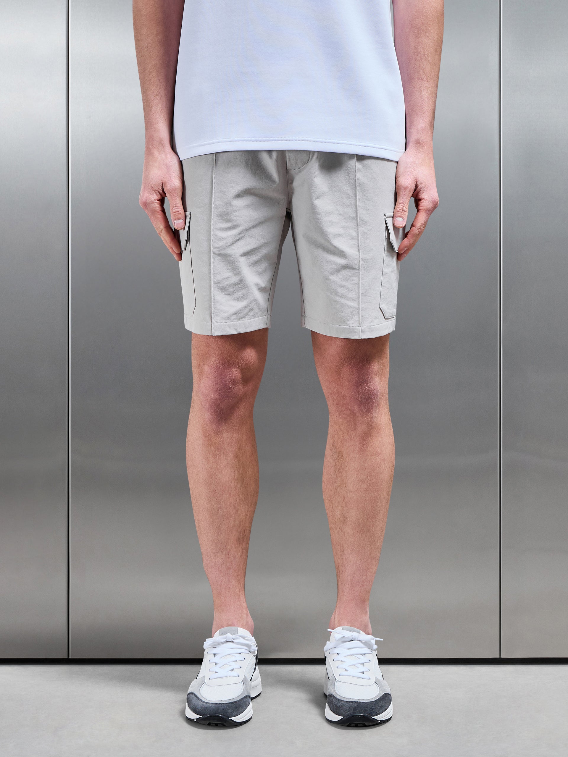 Cargo Short in Stone