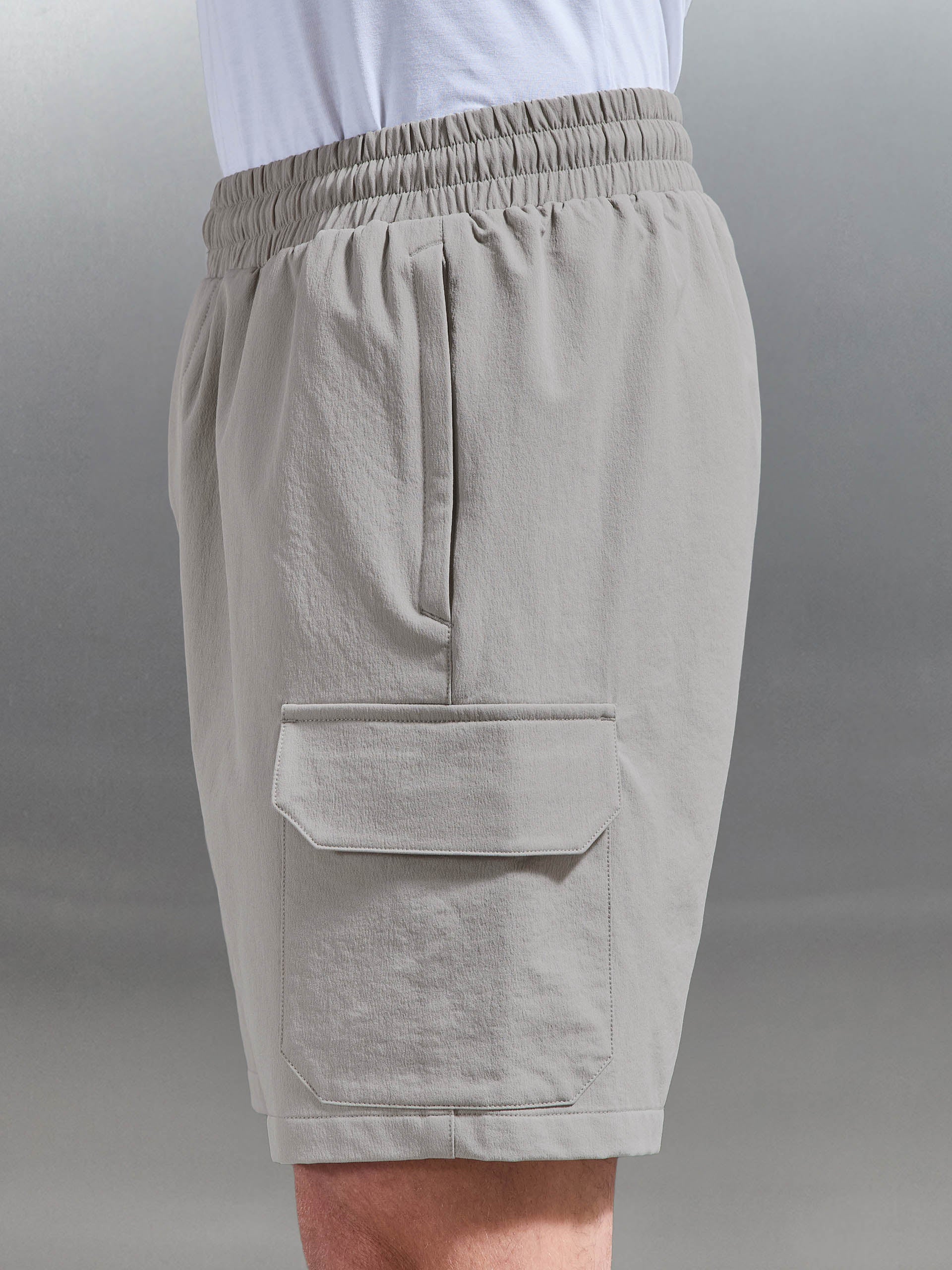 Cargo Short in Stone