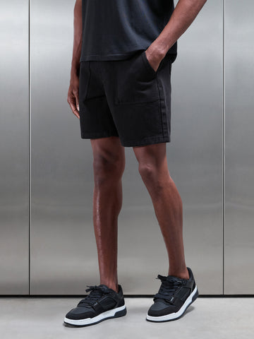 Carpenter Short in Black