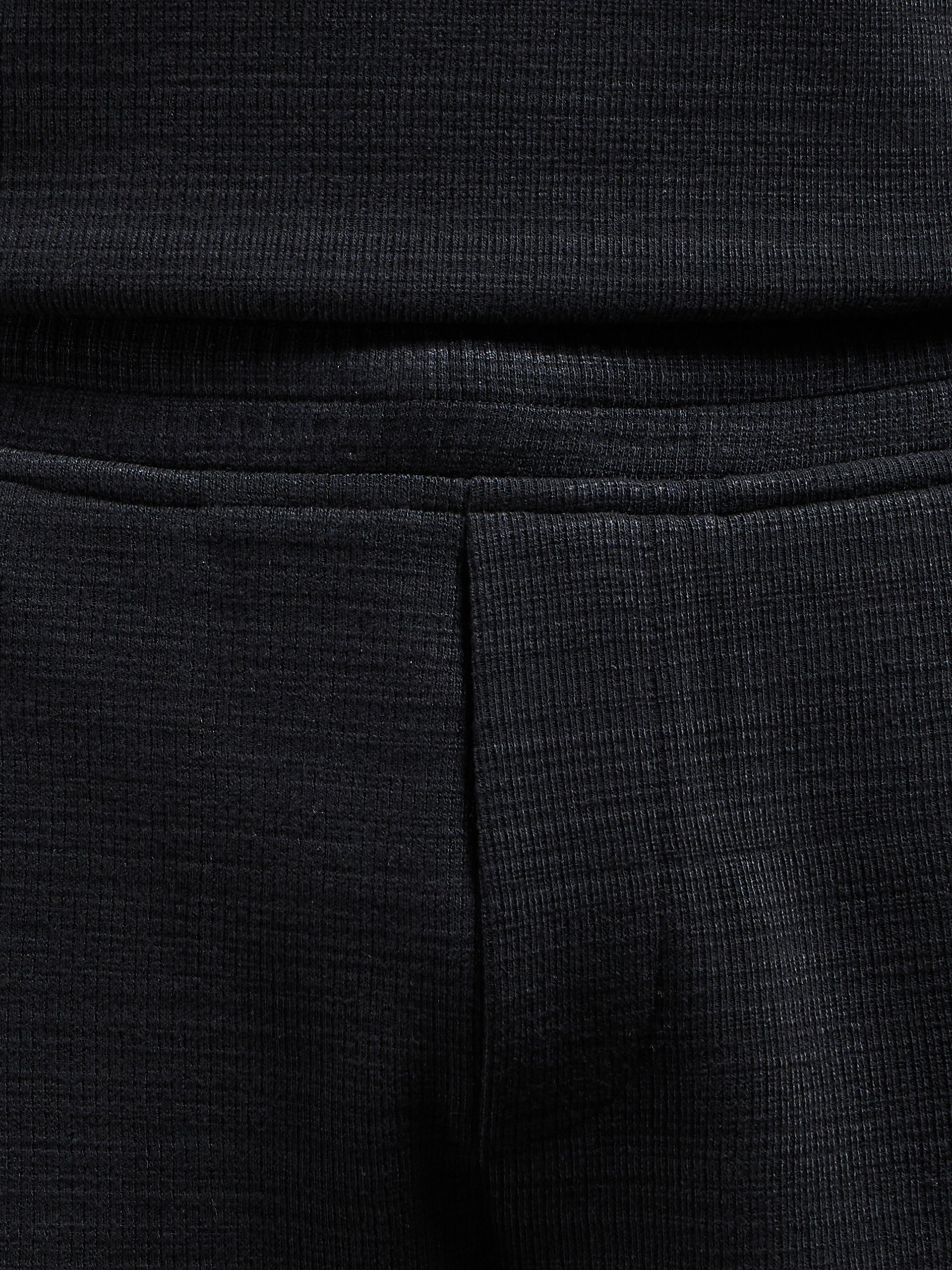 Cavour Textured Short in Black