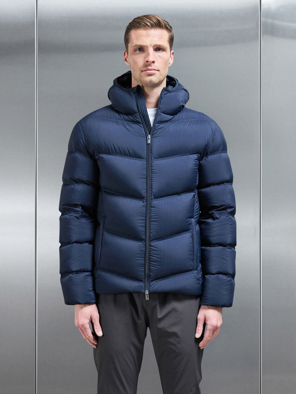 Chevron Puffer Jacket in Navy