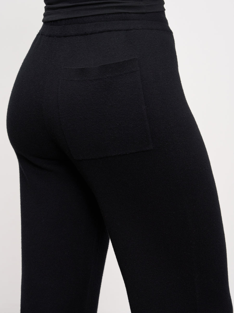 Womens Chunky Knitted Trouser in Black