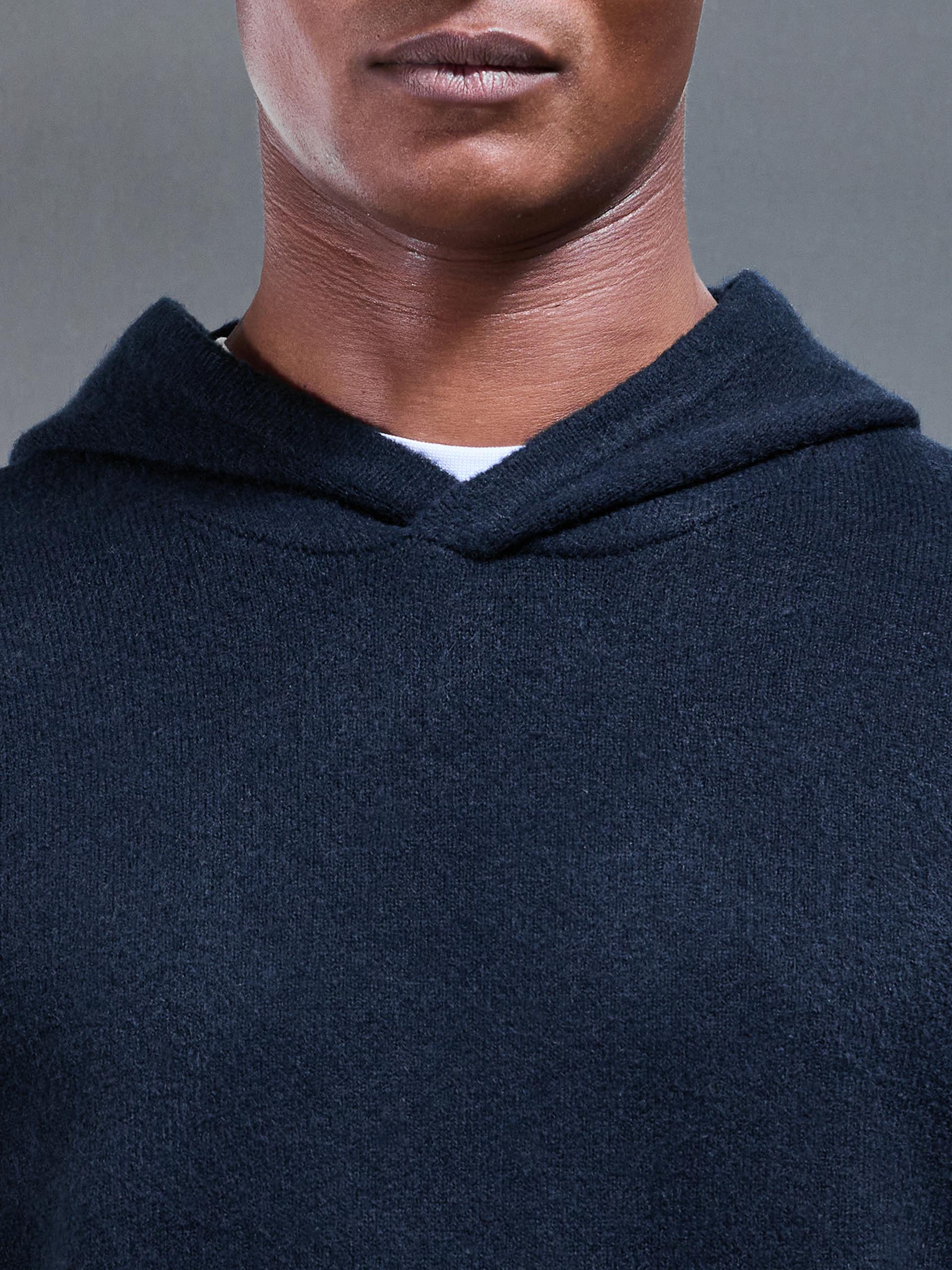 Chunky Wool Hoodie in Navy