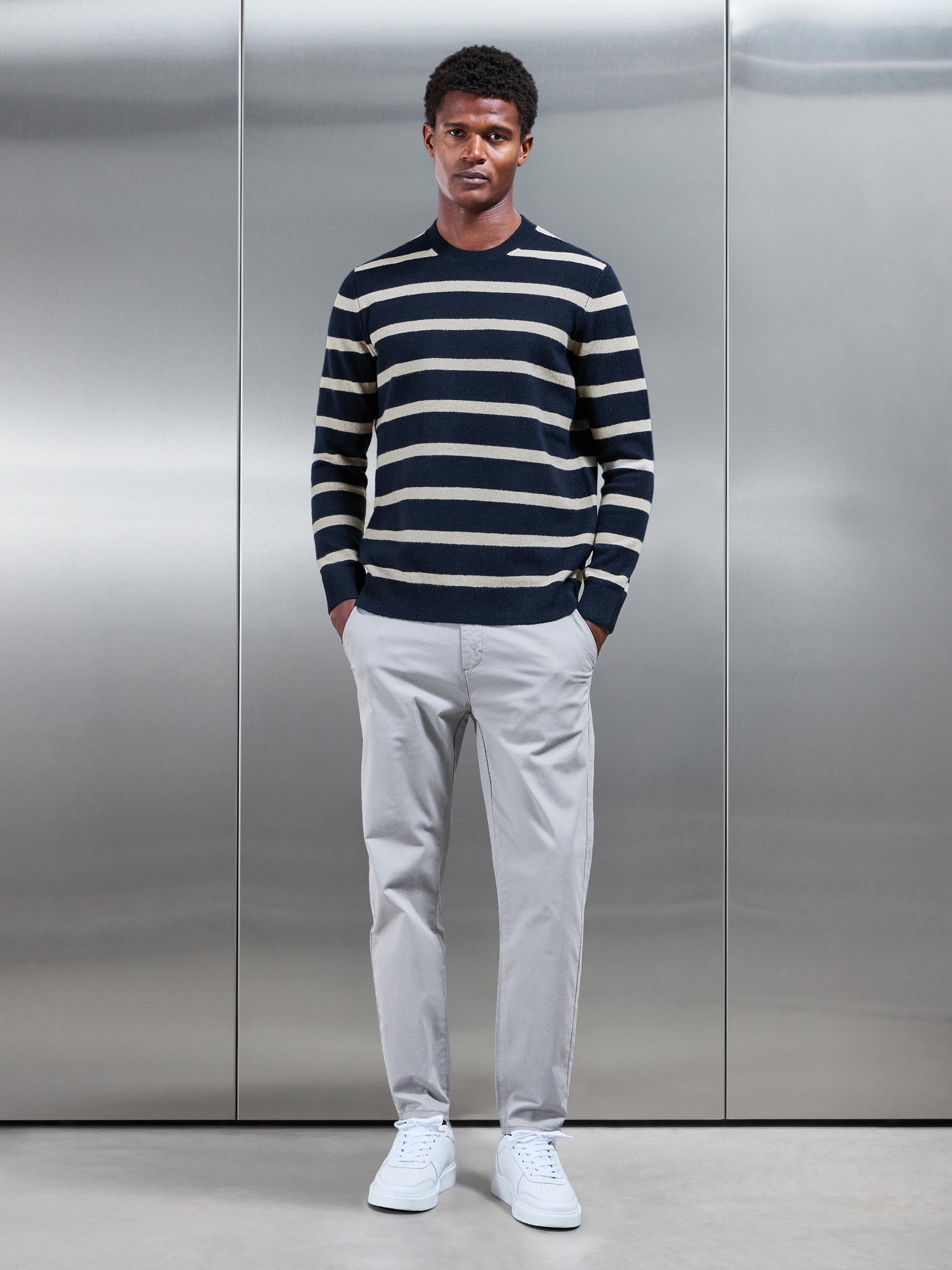 Chunky Wool Stripe Sweatshirt in Navy