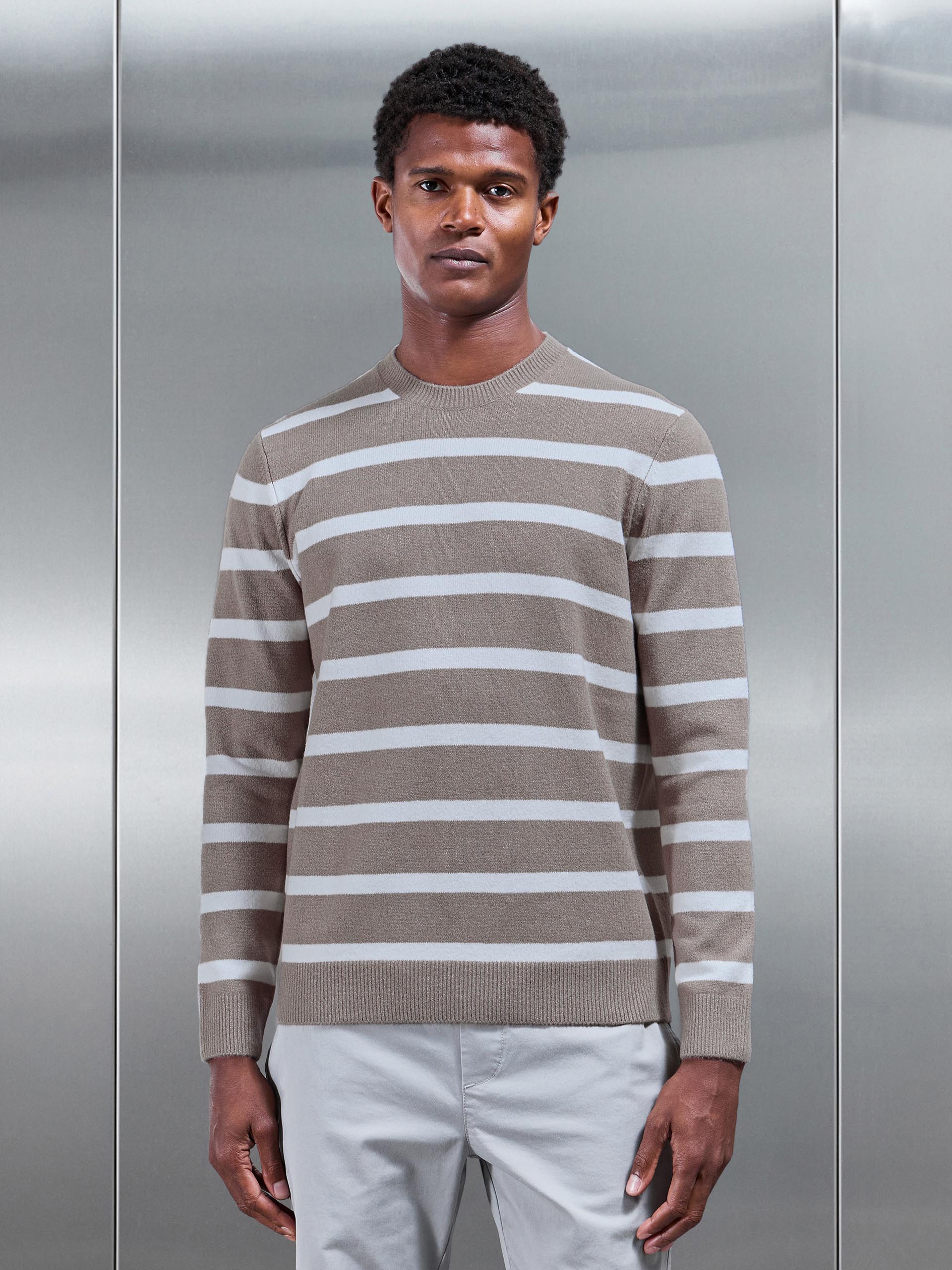 Chunky Wool Stripe Sweatshirt in Taupe