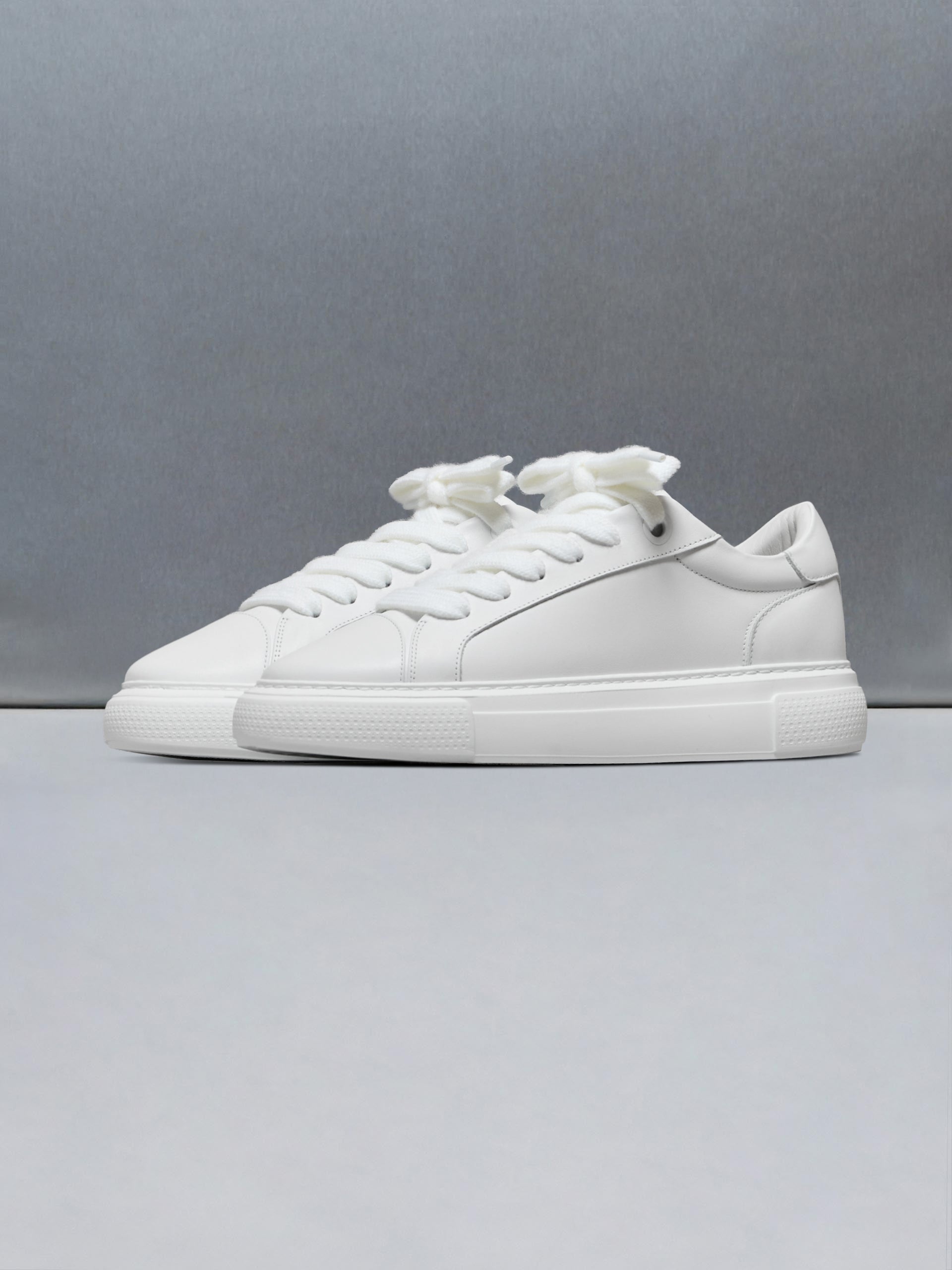 Chunky Essential Trainer in Triple White