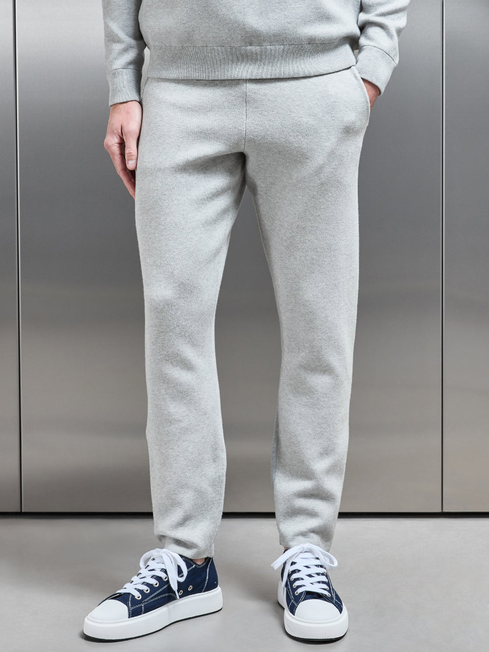 Chunky Knitted Jogger in Marl Grey