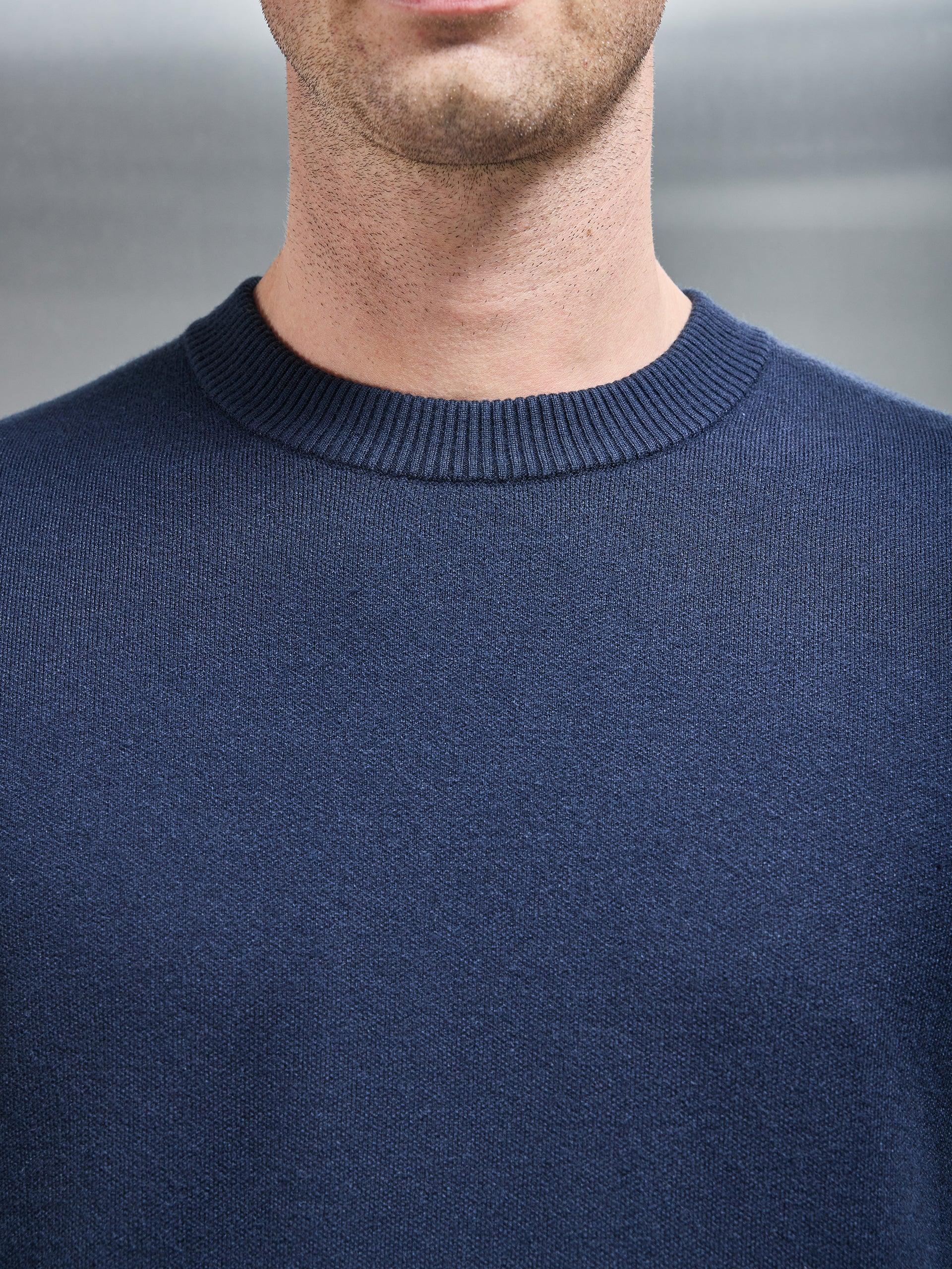 Chunky Knitted Sweatshirt in Navy