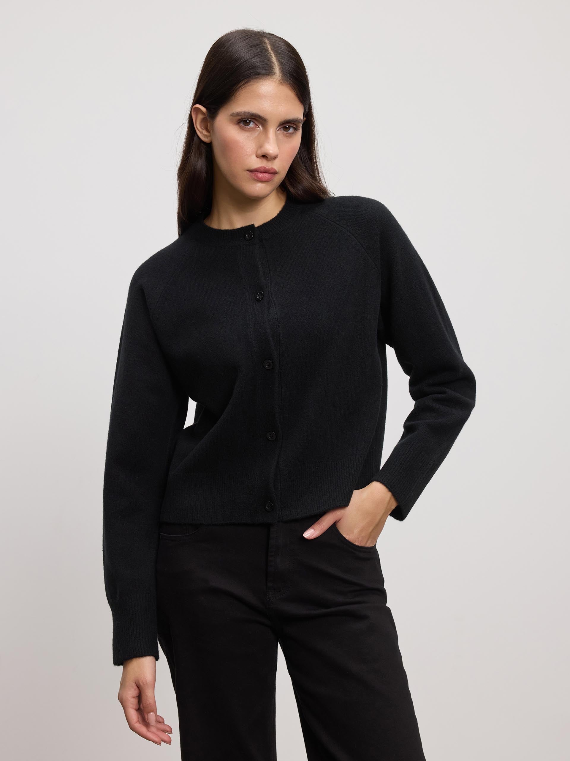 Womens Chunky Knitted Cardigan in Black