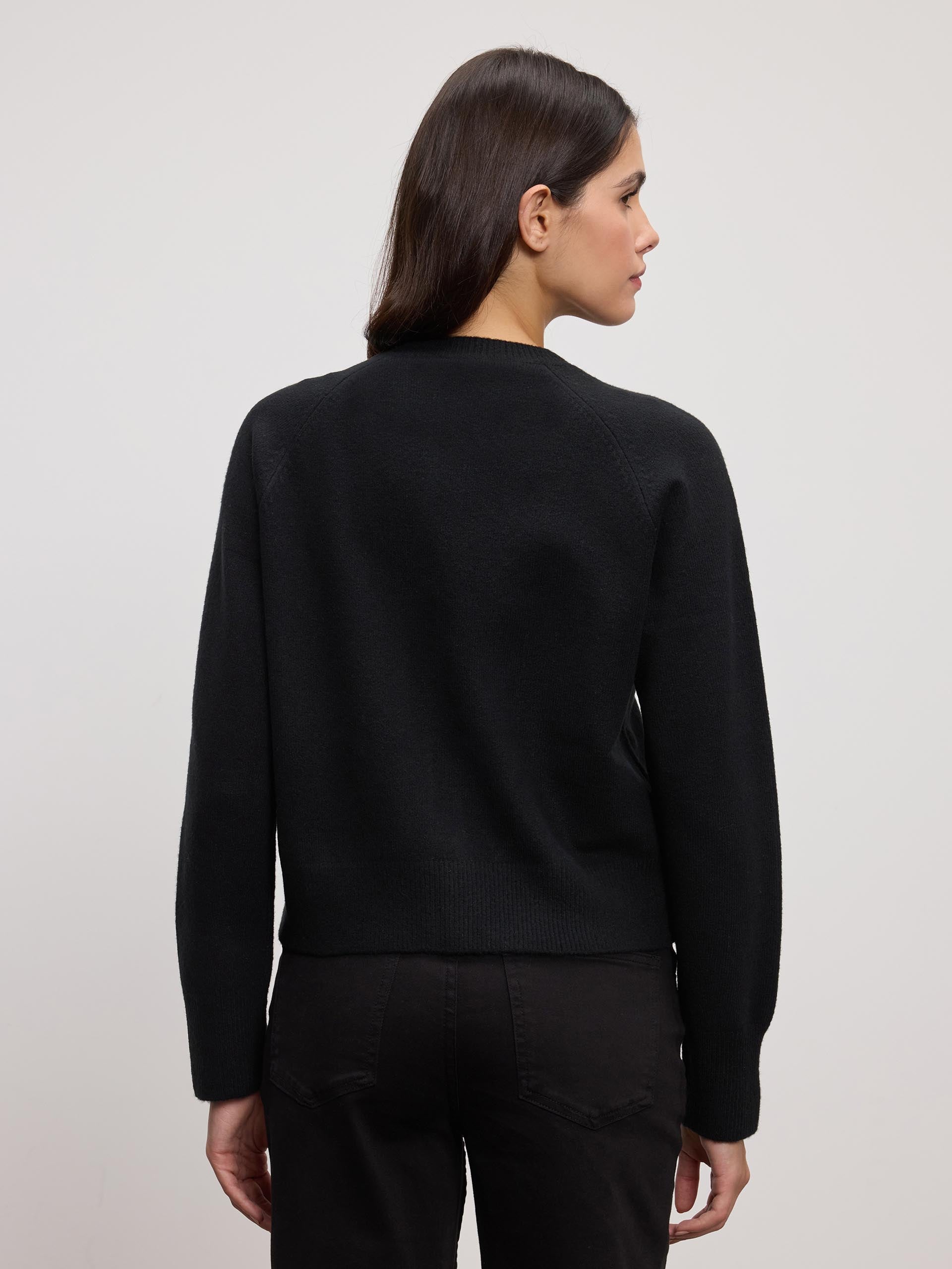 Womens Chunky Knitted Cardigan in Black