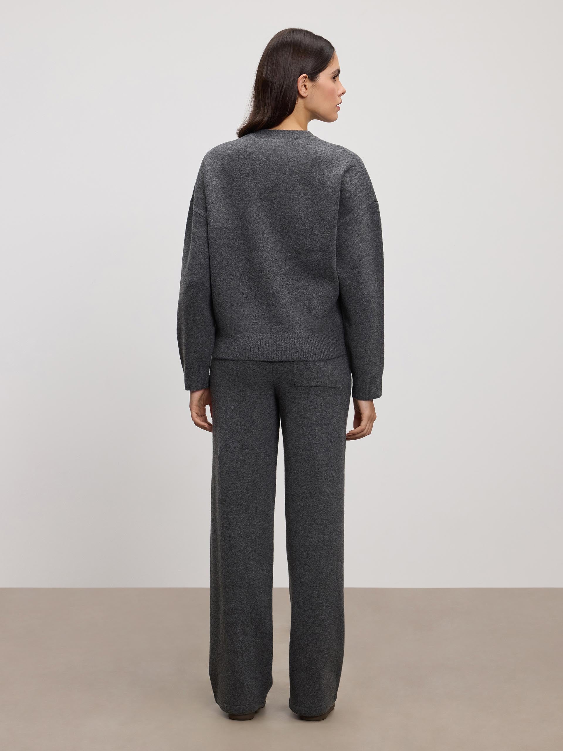 Womens Chunky Wool Sweatshirt in Charcoal