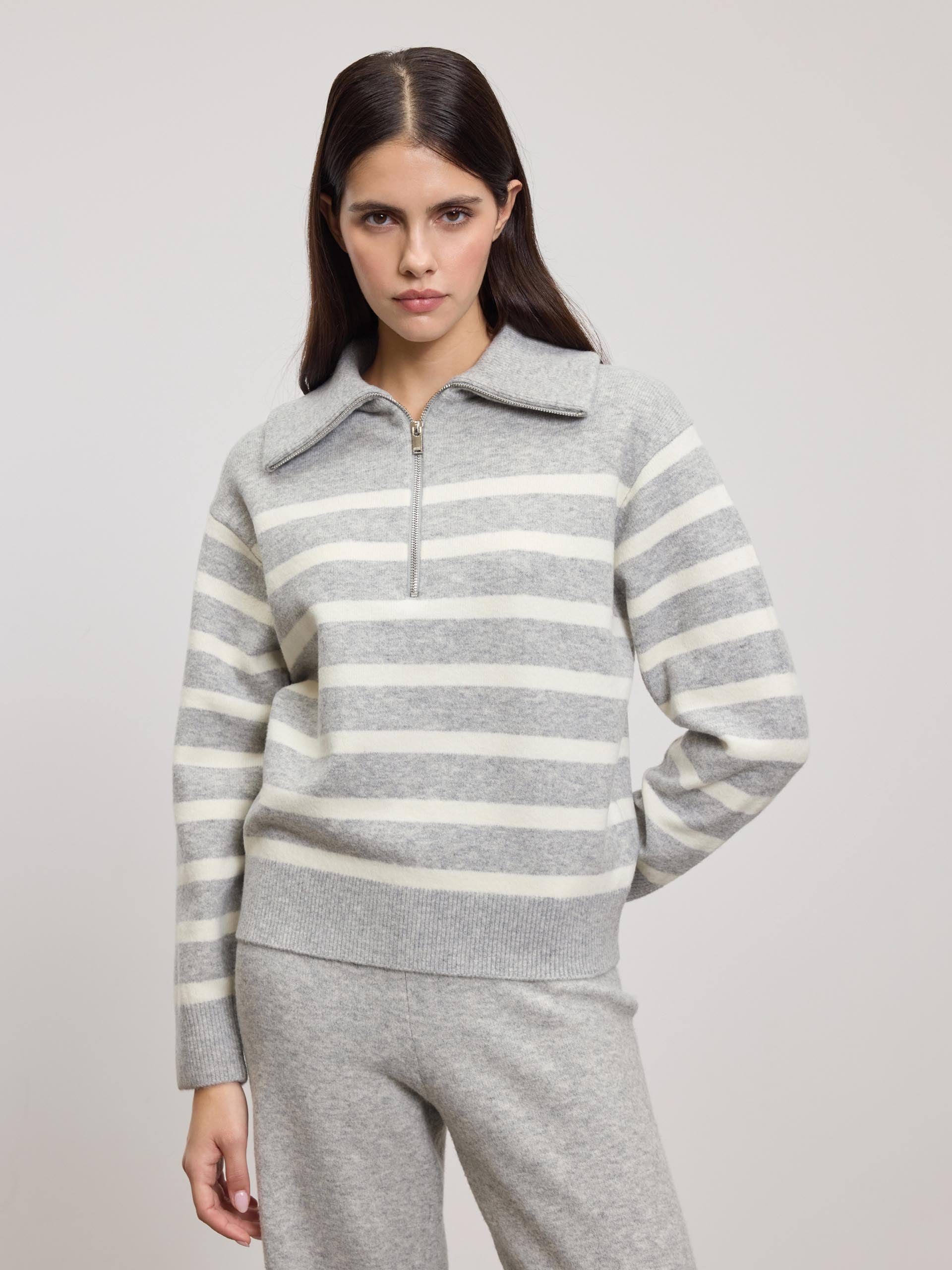 Womens Chunky Wool Stripe Half Zip in Grey White