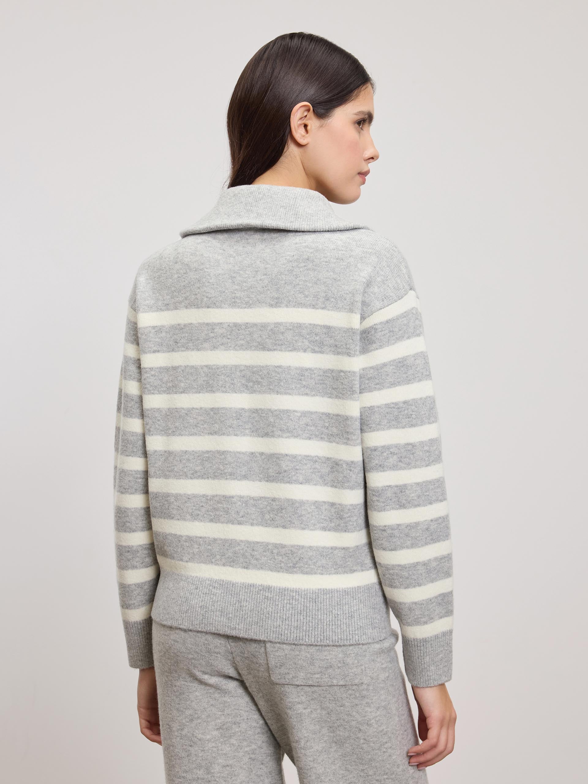 Womens Chunky Wool Stripe Half Zip in Grey White
