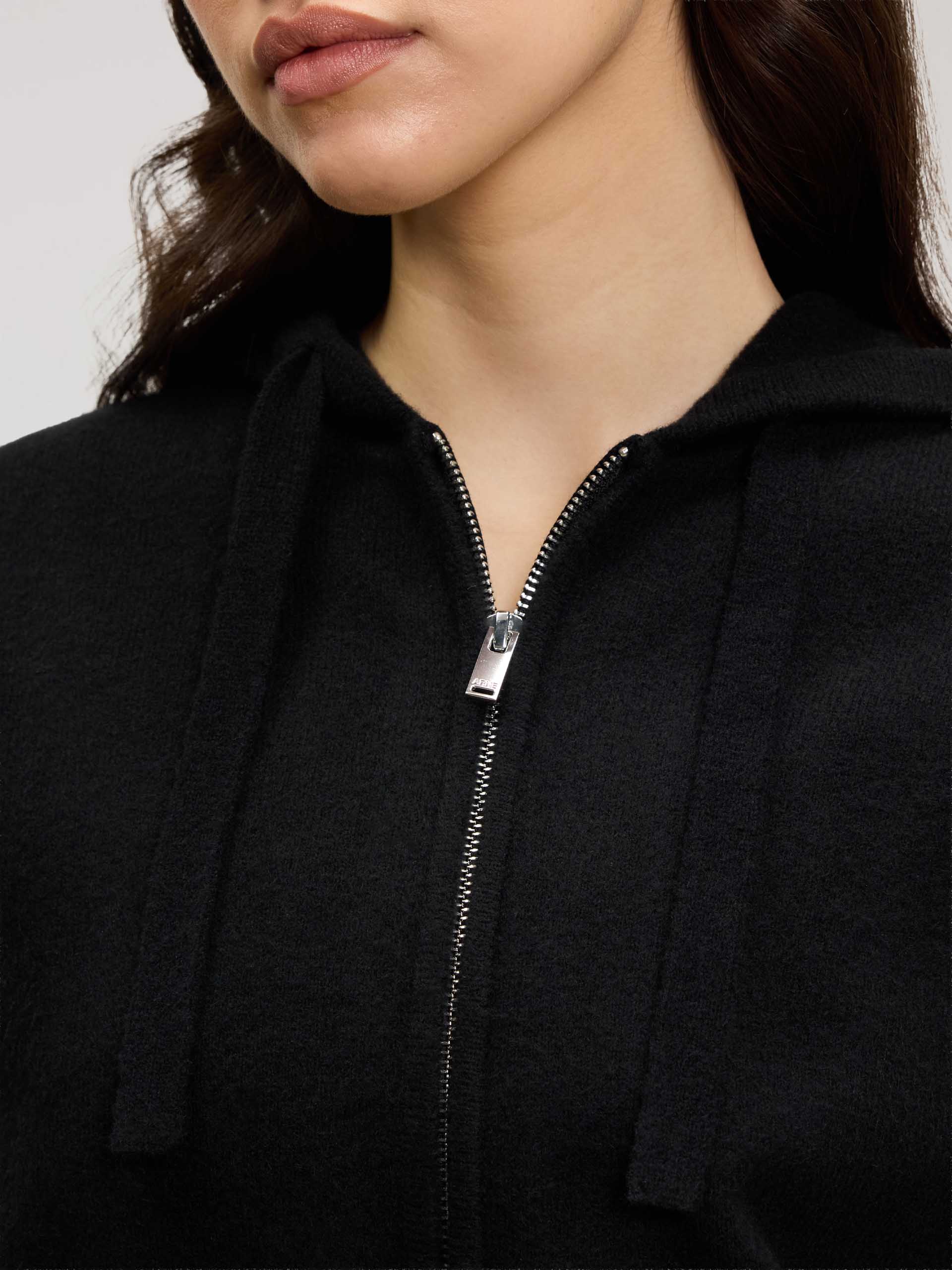 Womens Chunky Knitted Hoodie in Black